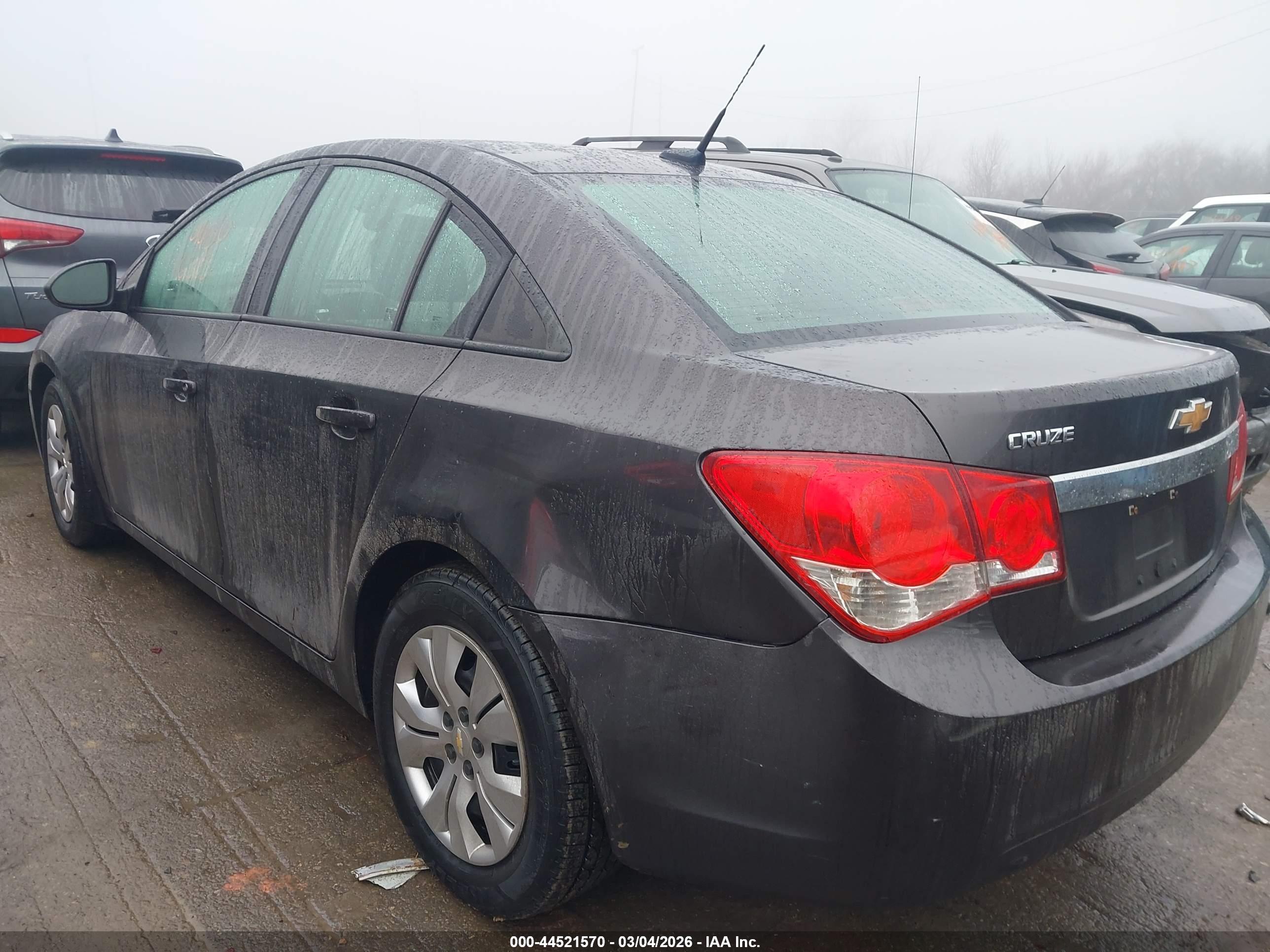 CHEVROLET CRUZE image 3