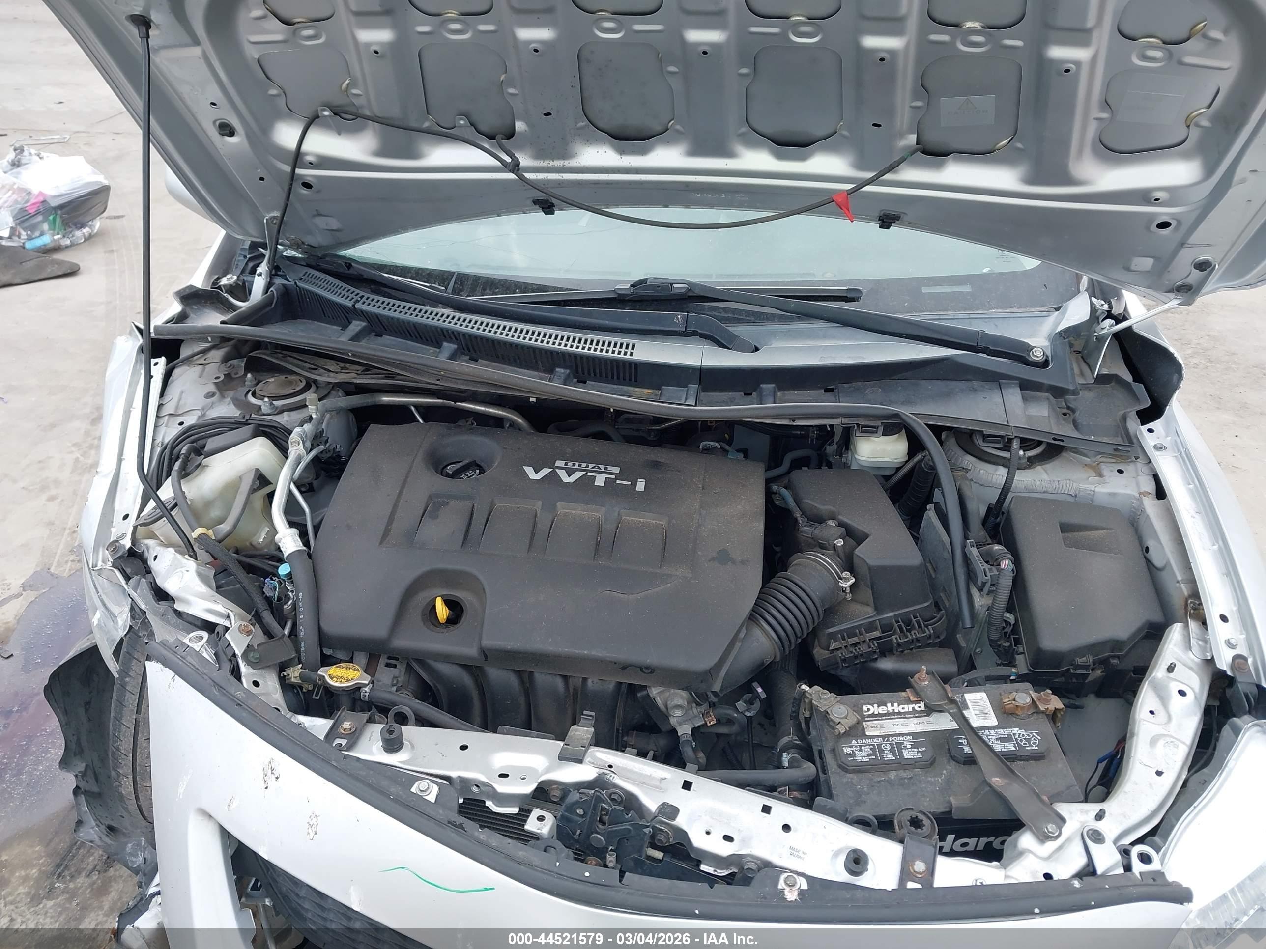 TOYOTA COROLLA image 10