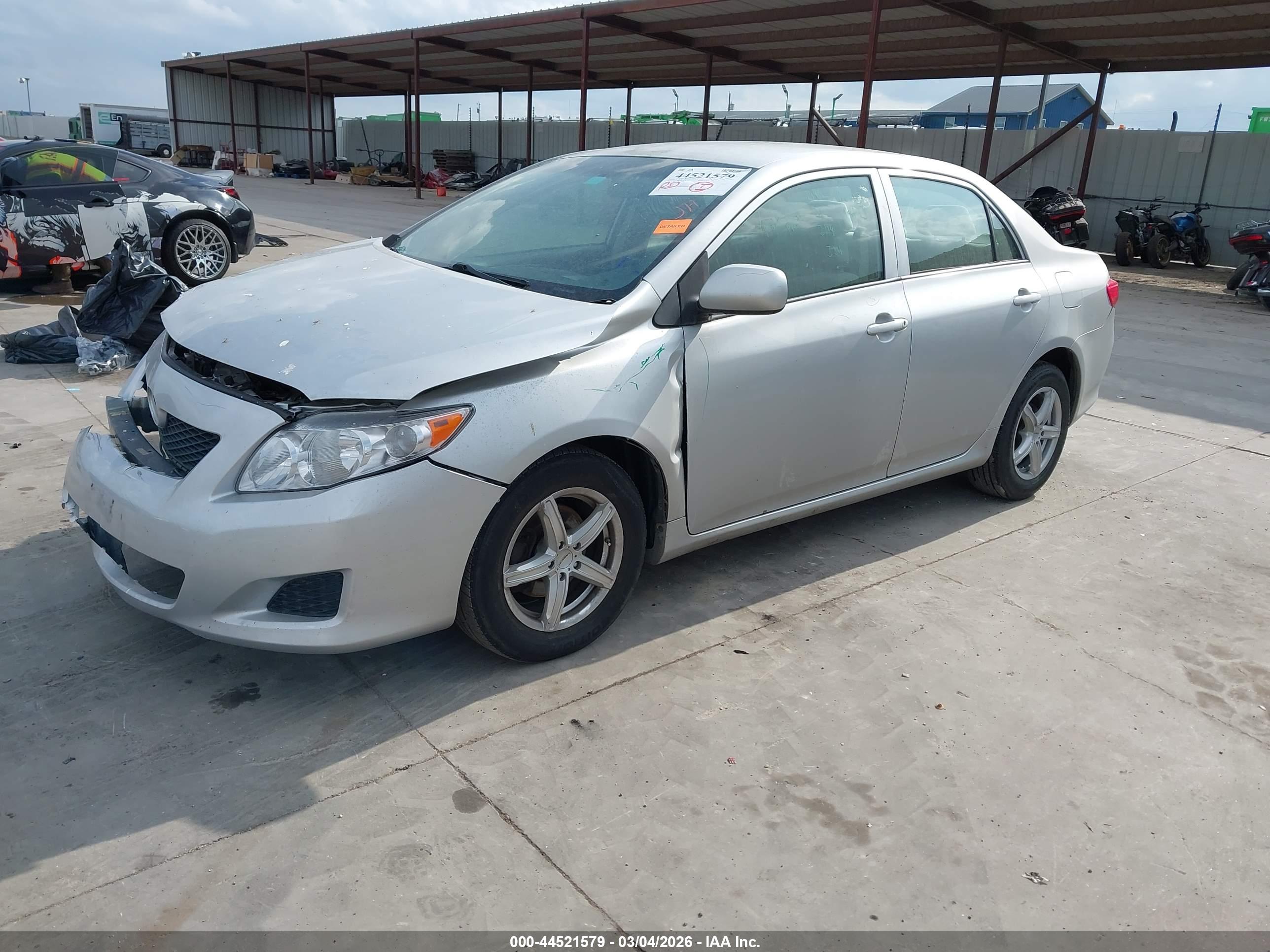 TOYOTA COROLLA image 2
