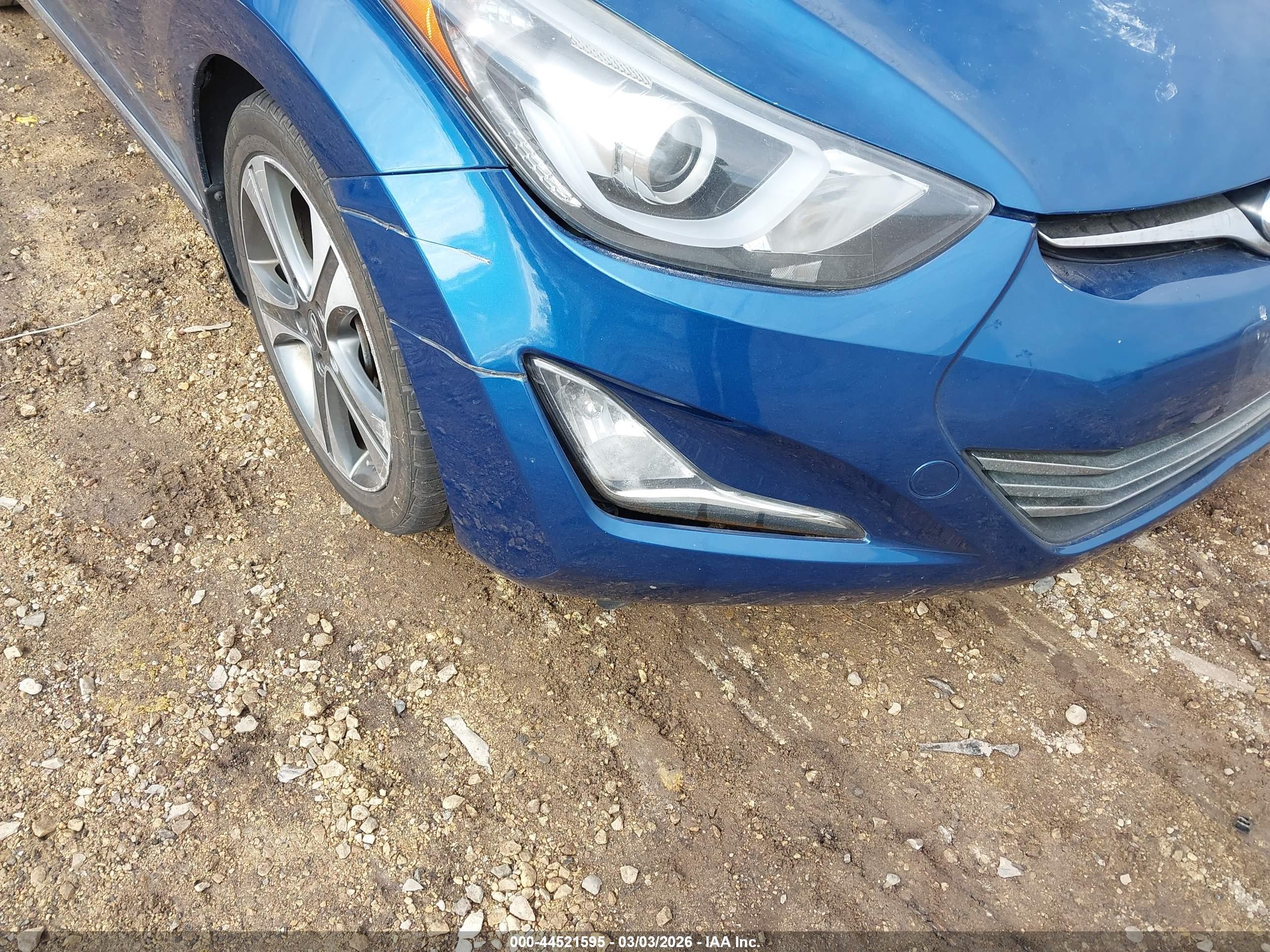 HYUNDAI ELANTRA image 6