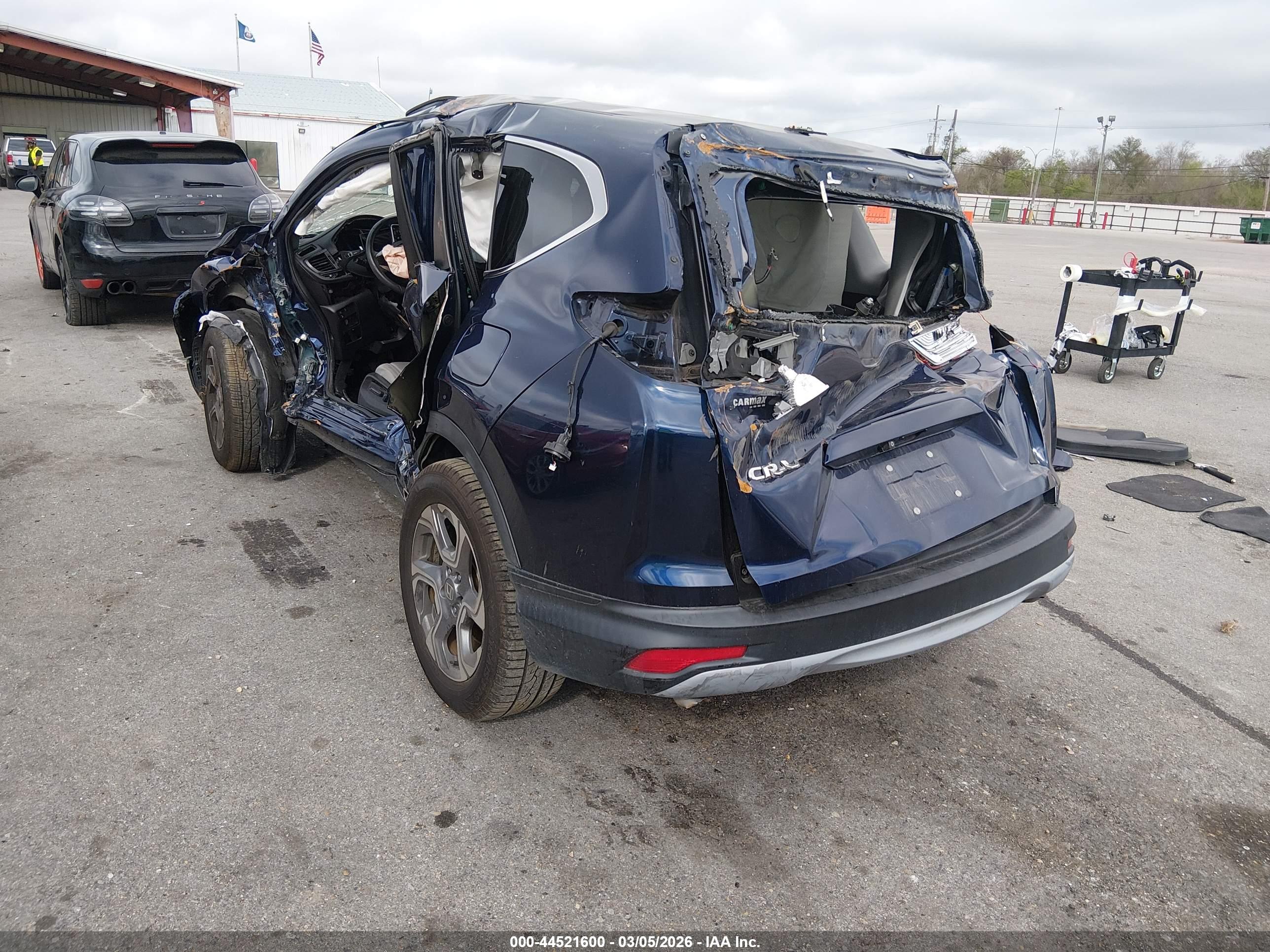 HONDA CR-V image 3