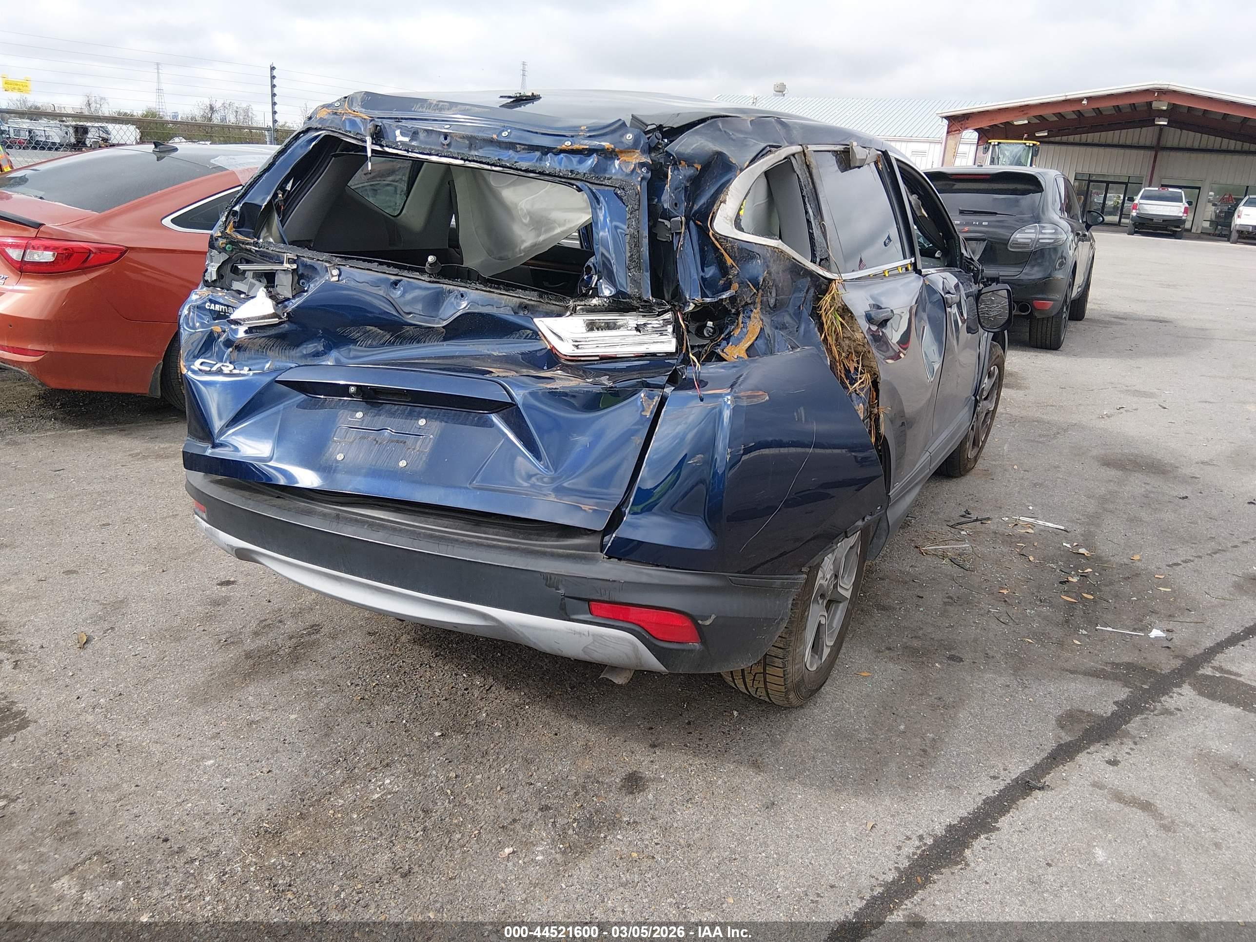 HONDA CR-V image 4