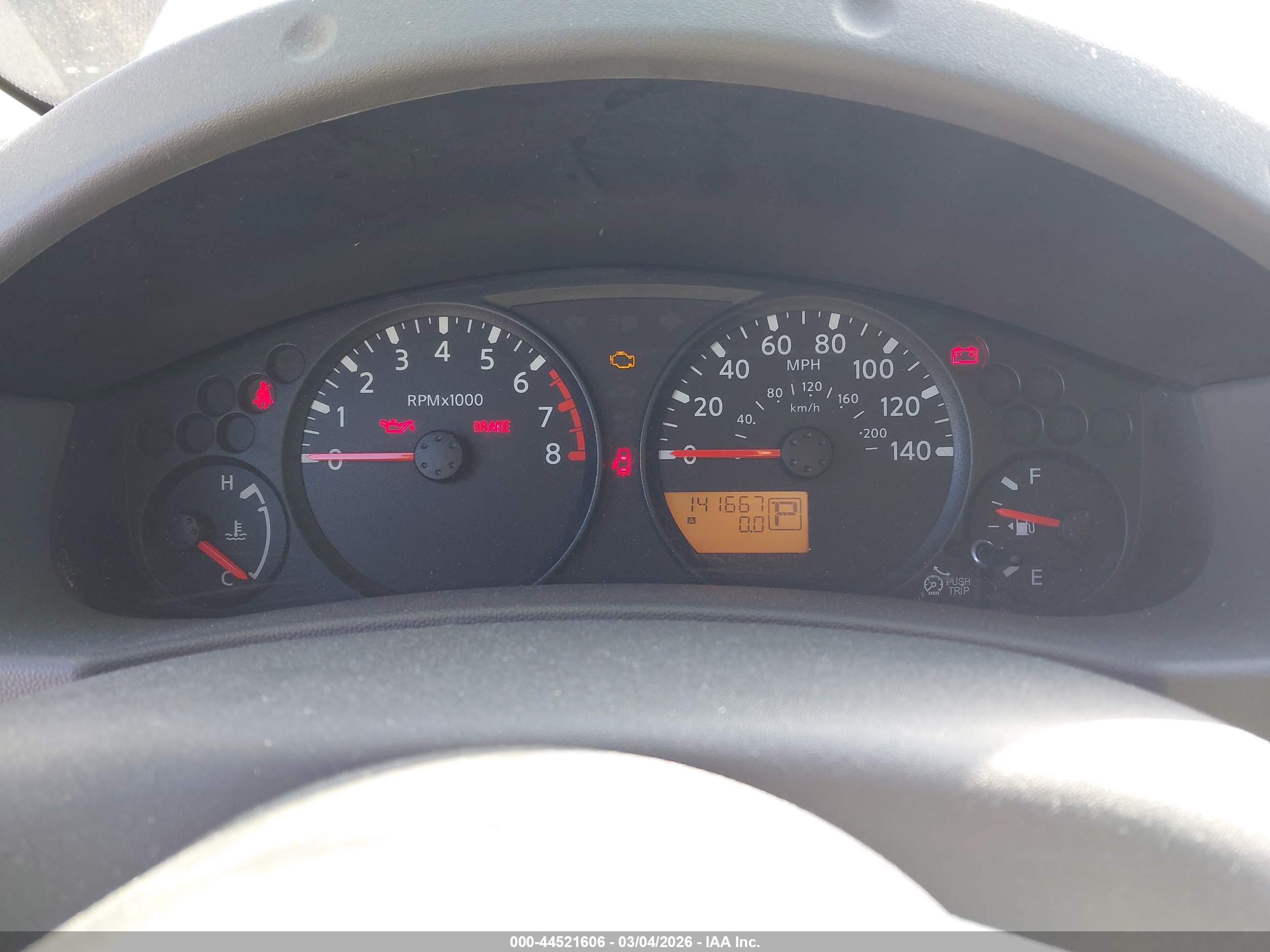 NISSAN FRONTIER image 7