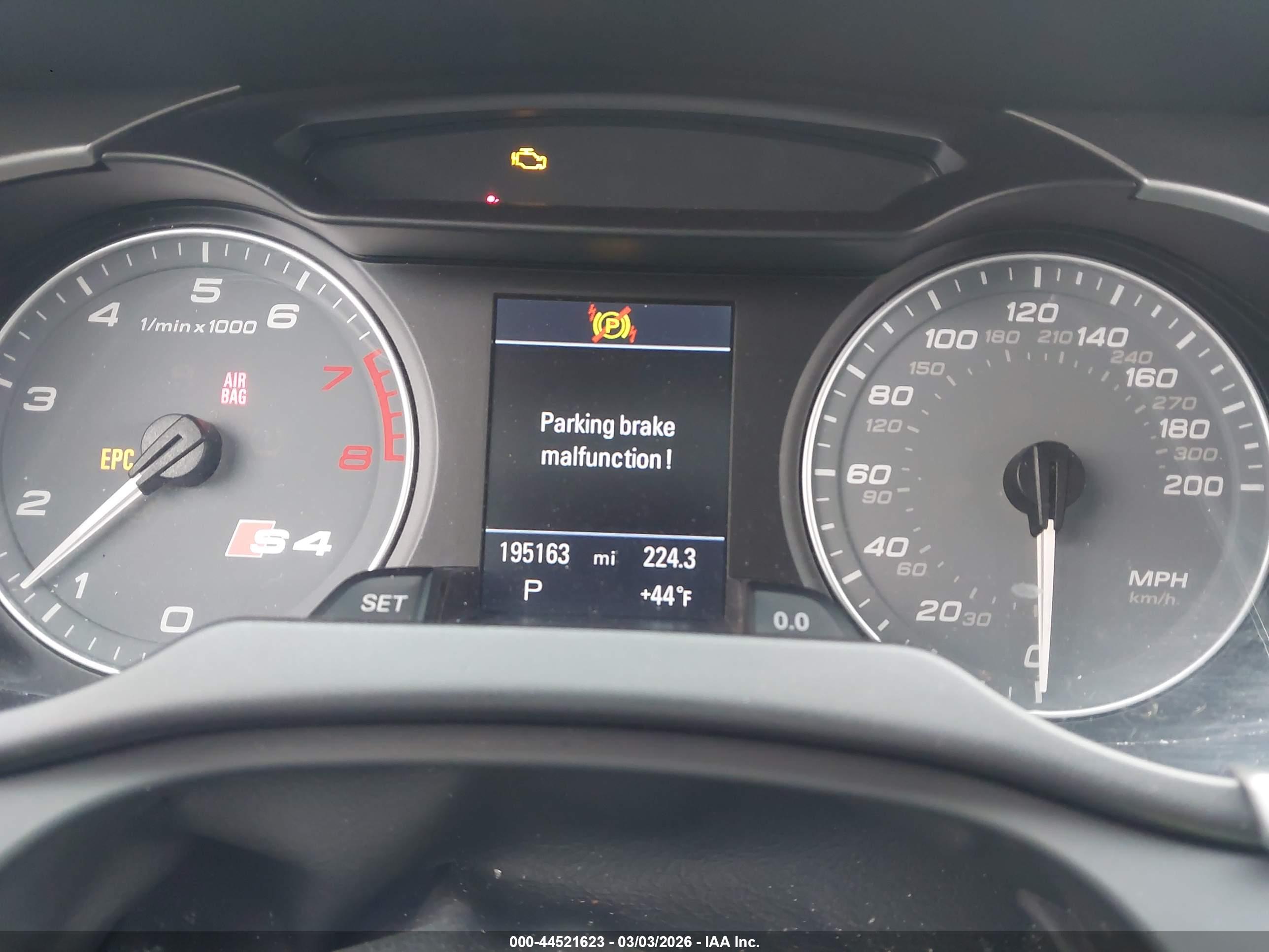 AUDI S4 image 7