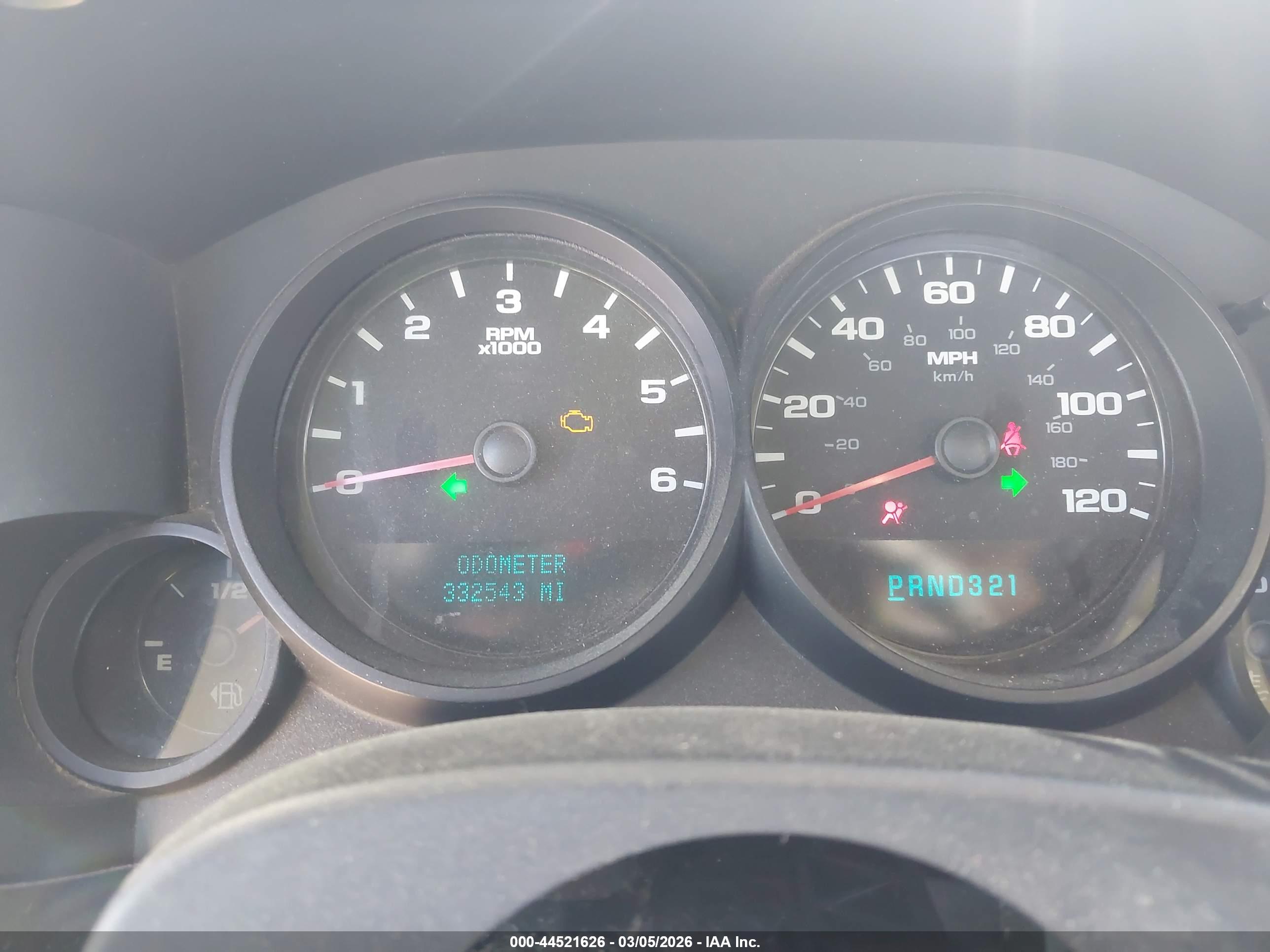 CHEVROLET SILVERADO image 7