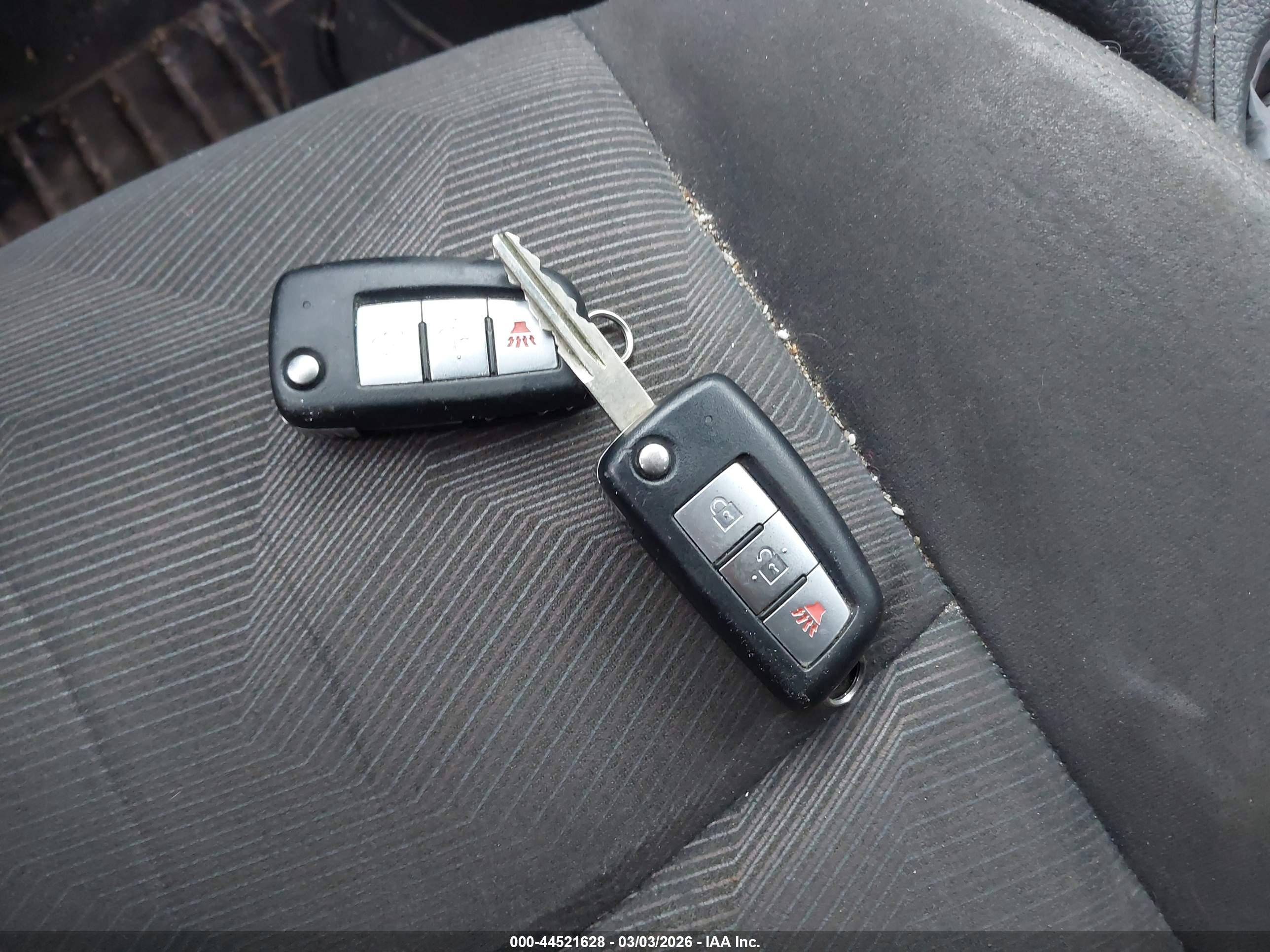 NISSAN ROGUE image 11