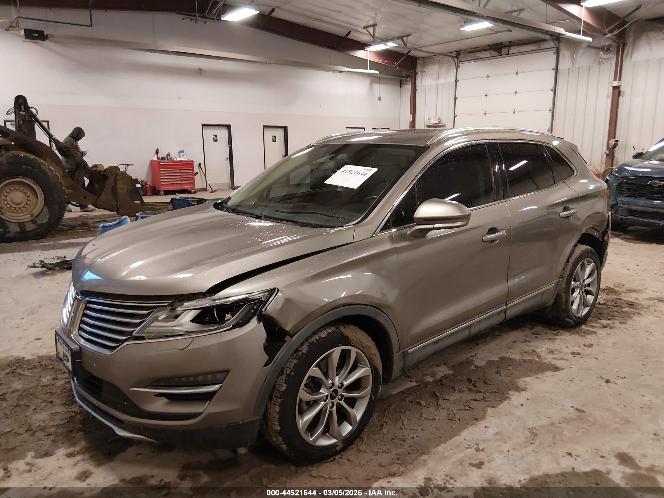 LINCOLN MKC image 2
