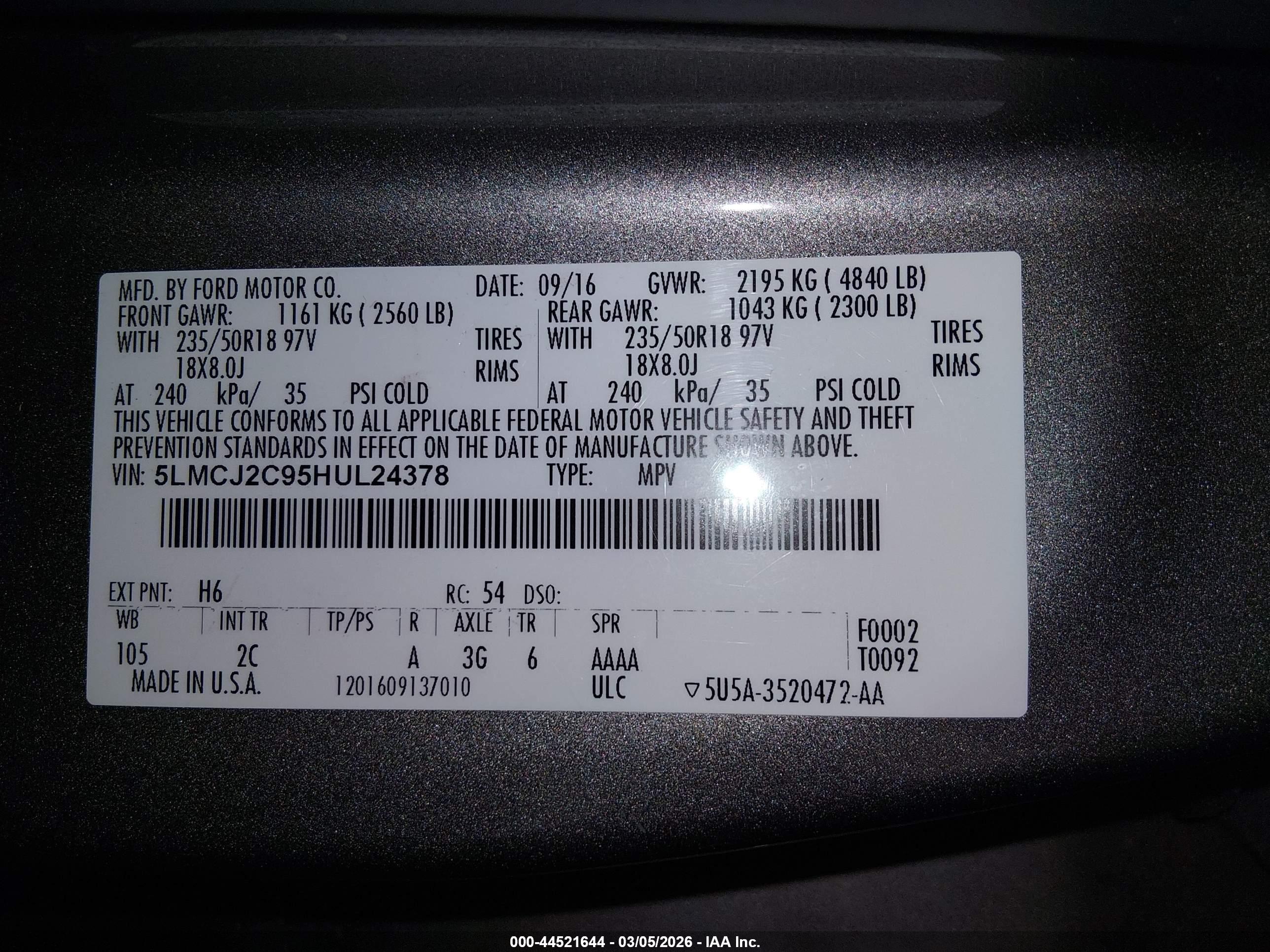 LINCOLN MKC image 9