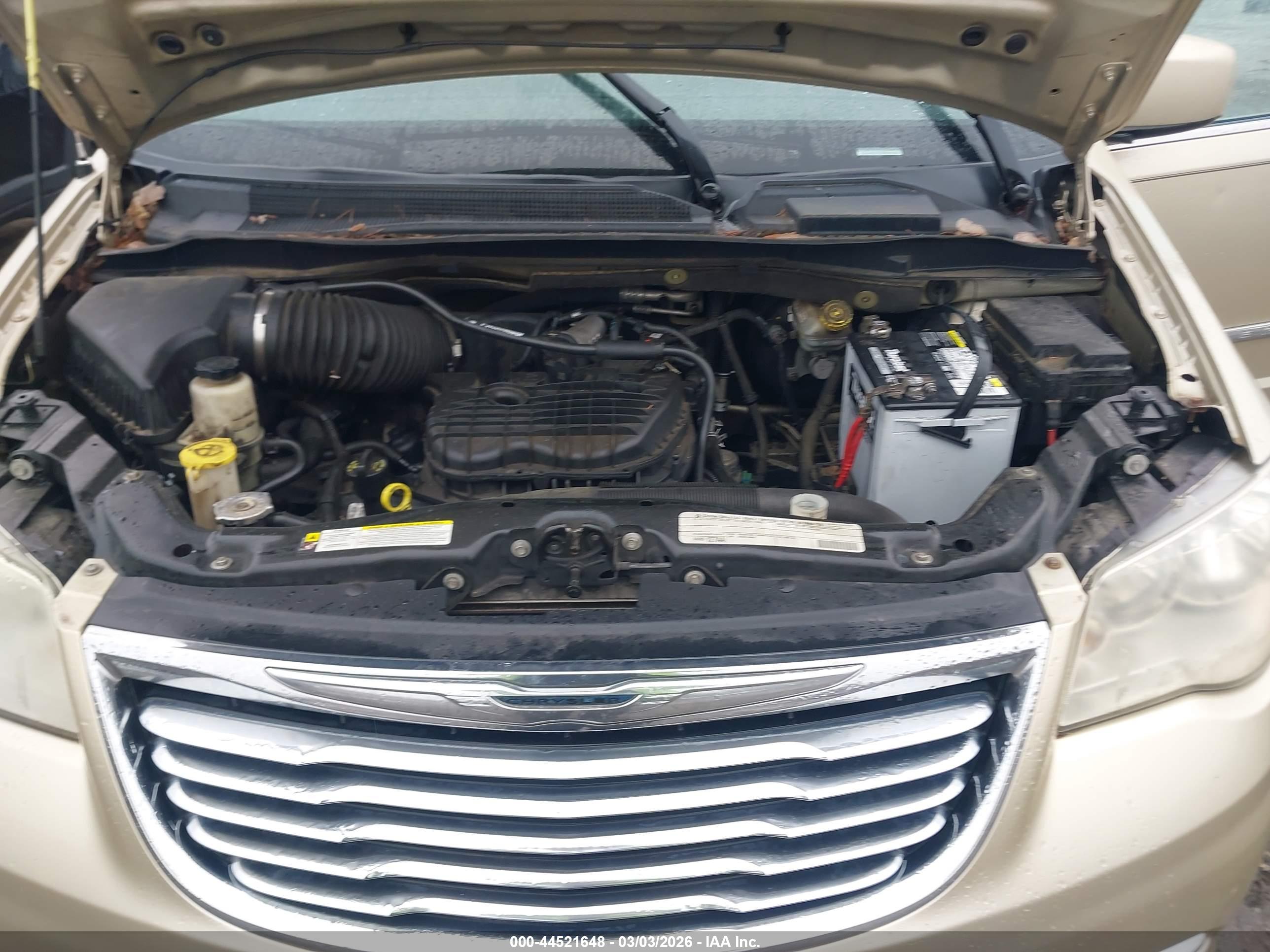 CHRYSLER TOWN image 10