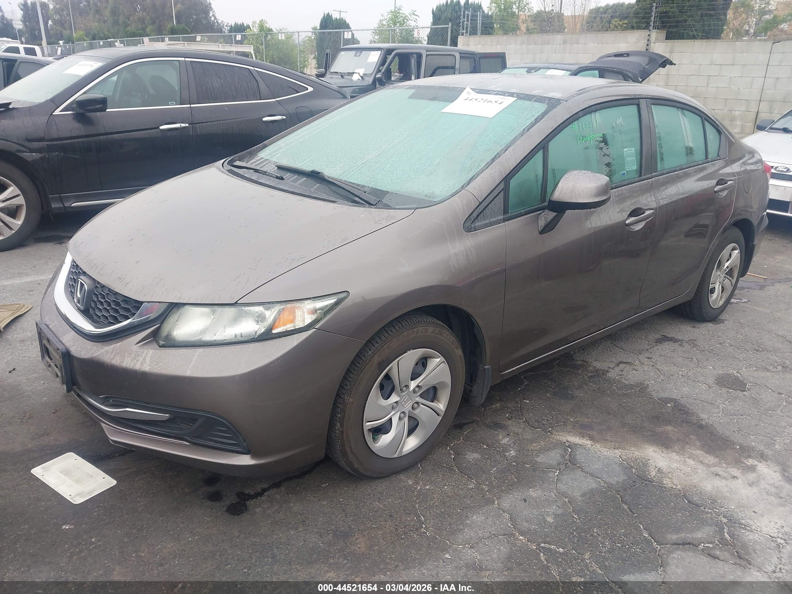 HONDA CIVIC image 2