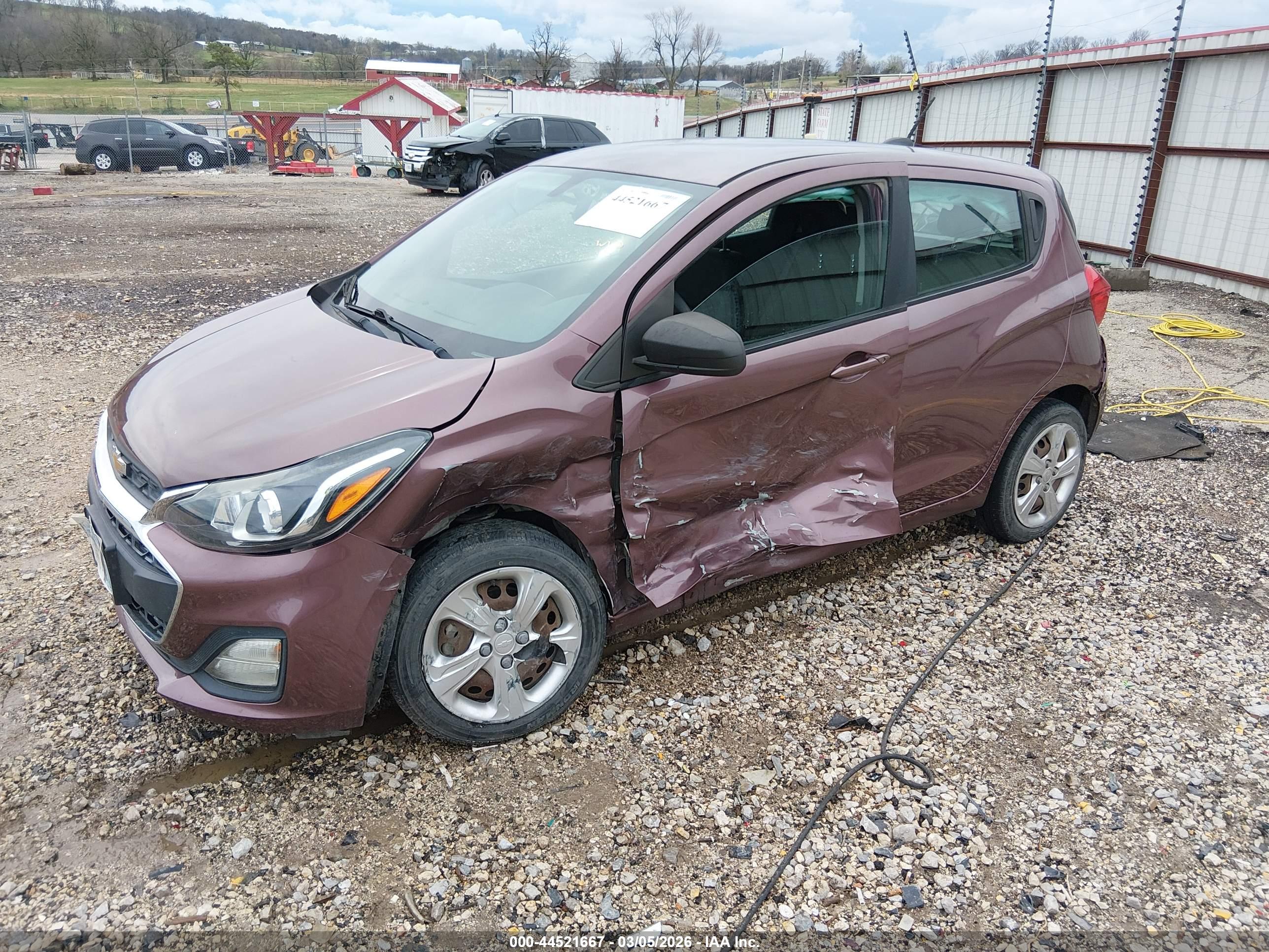 CHEVROLET SPARK image 2