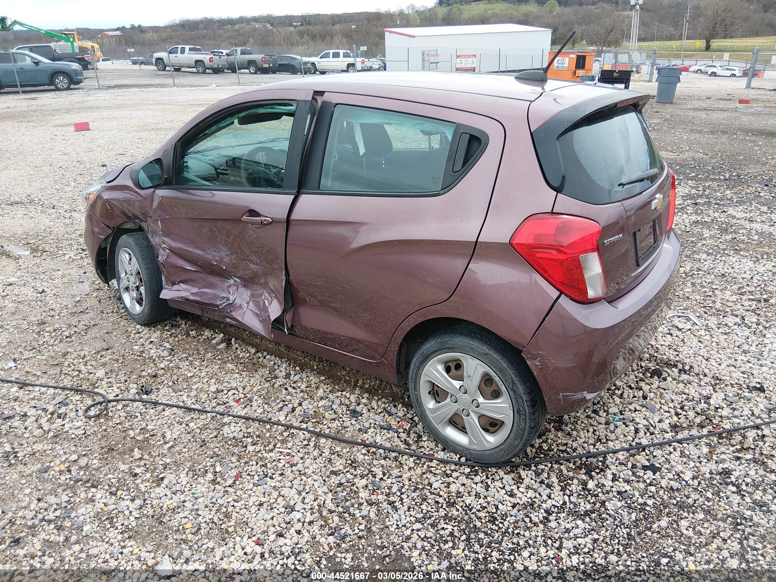 CHEVROLET SPARK image 3