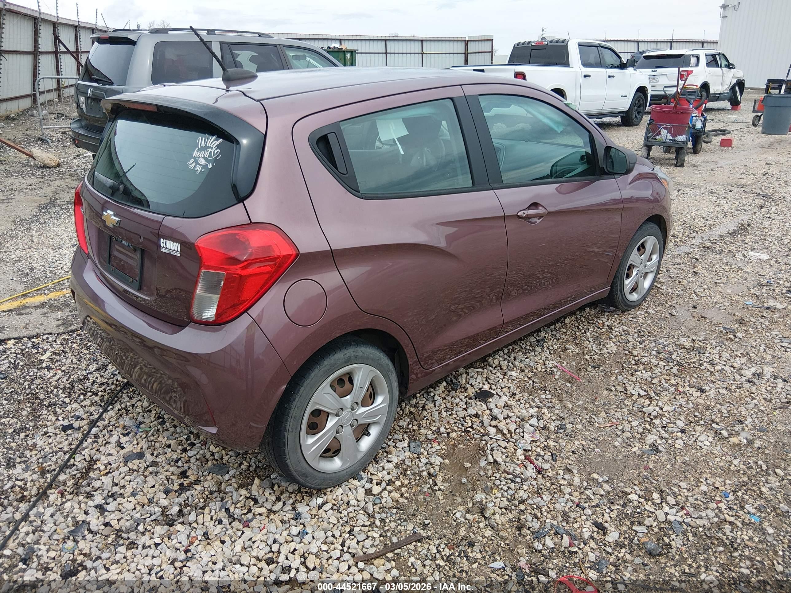 CHEVROLET SPARK image 4