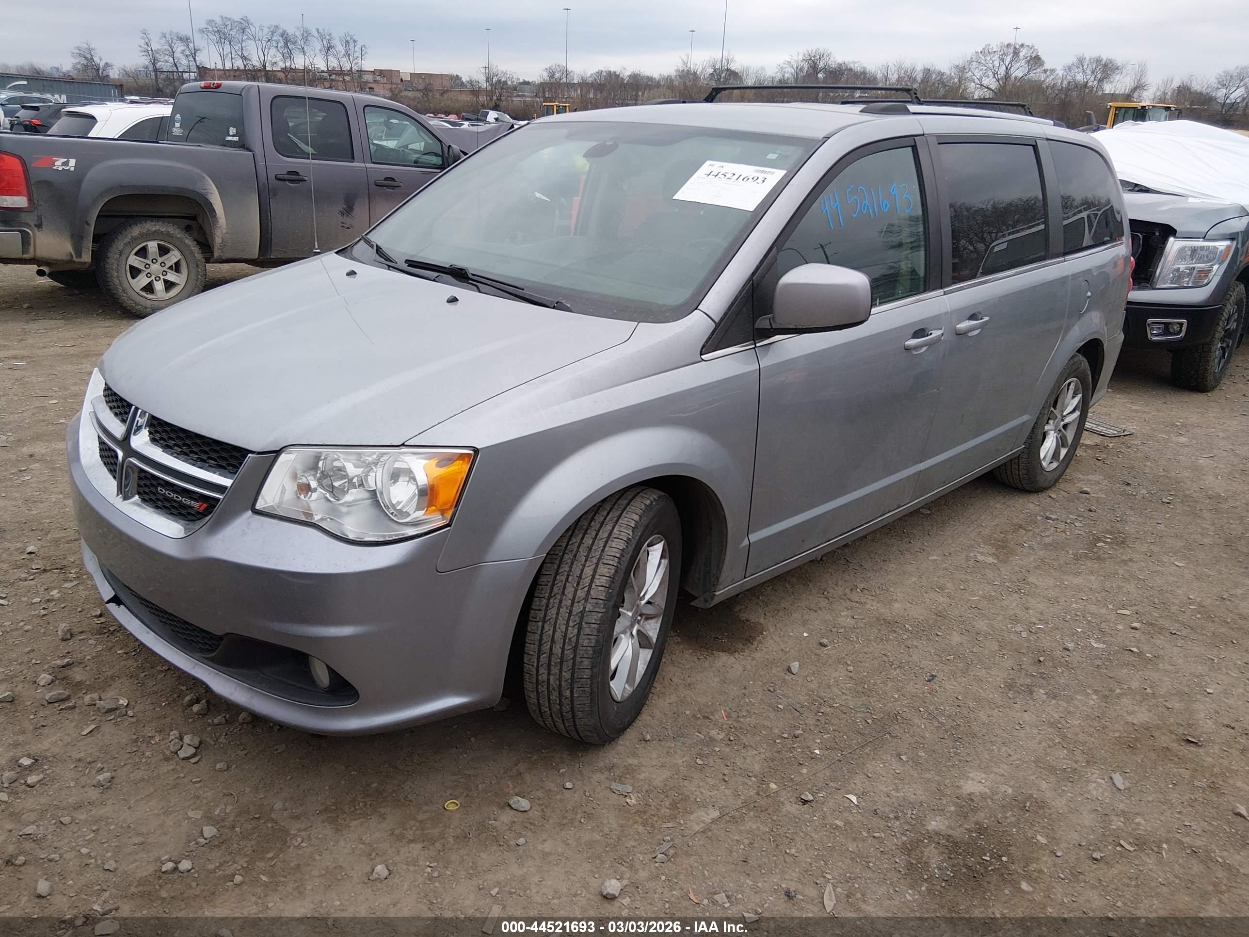 DODGE GRAND image 2