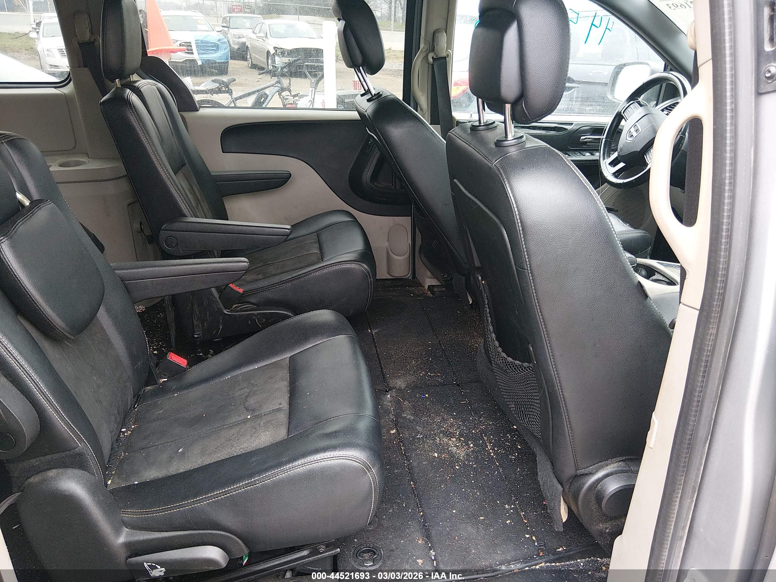 DODGE GRAND image 8