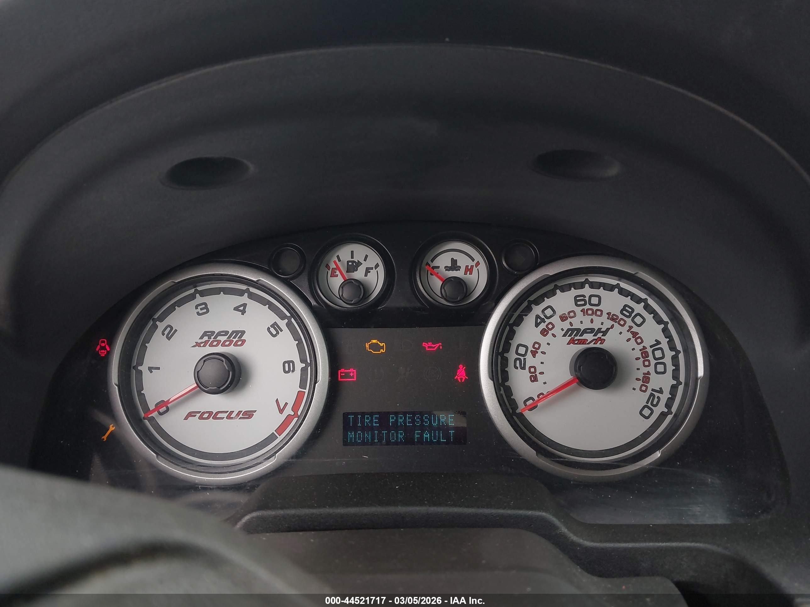 FORD FOCUS image 7