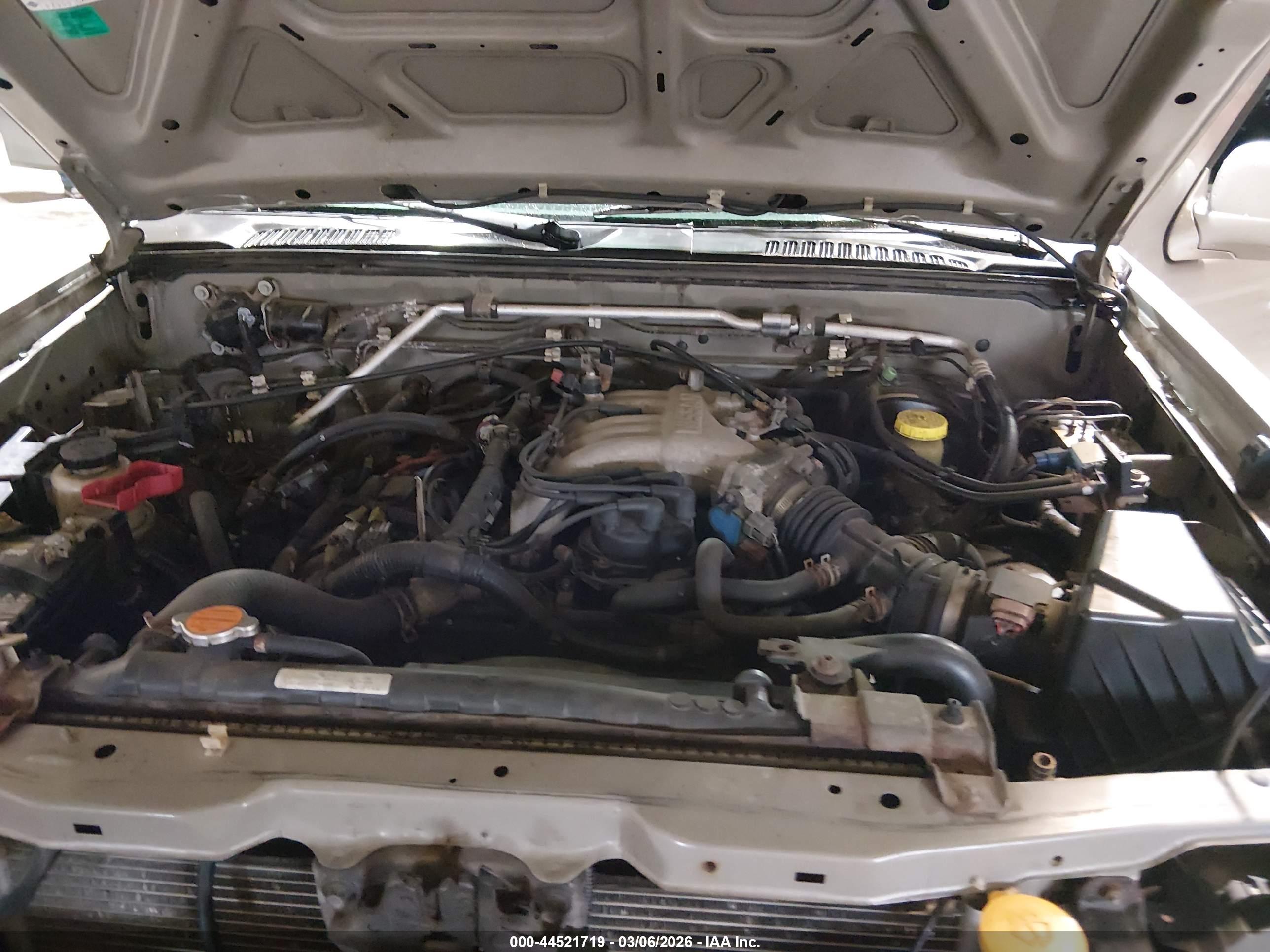 NISSAN FRONTIER image 10