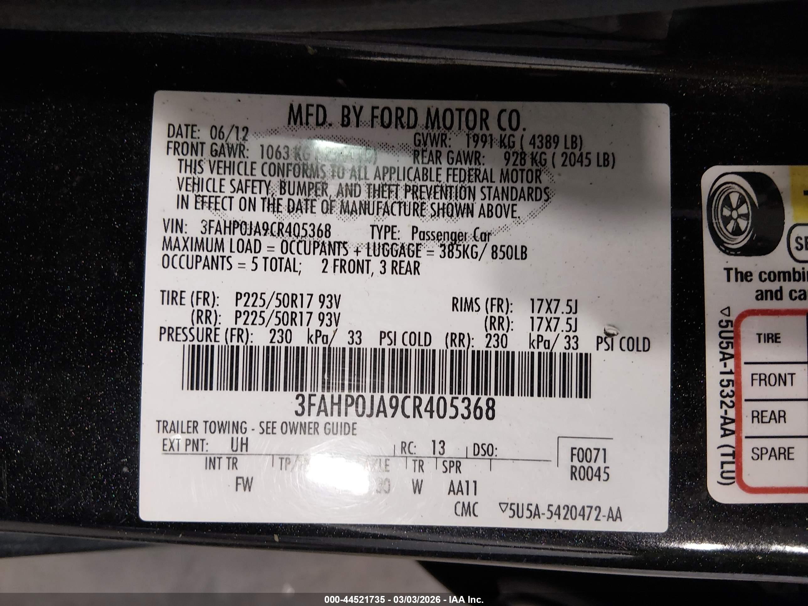 FORD FUSION image 9