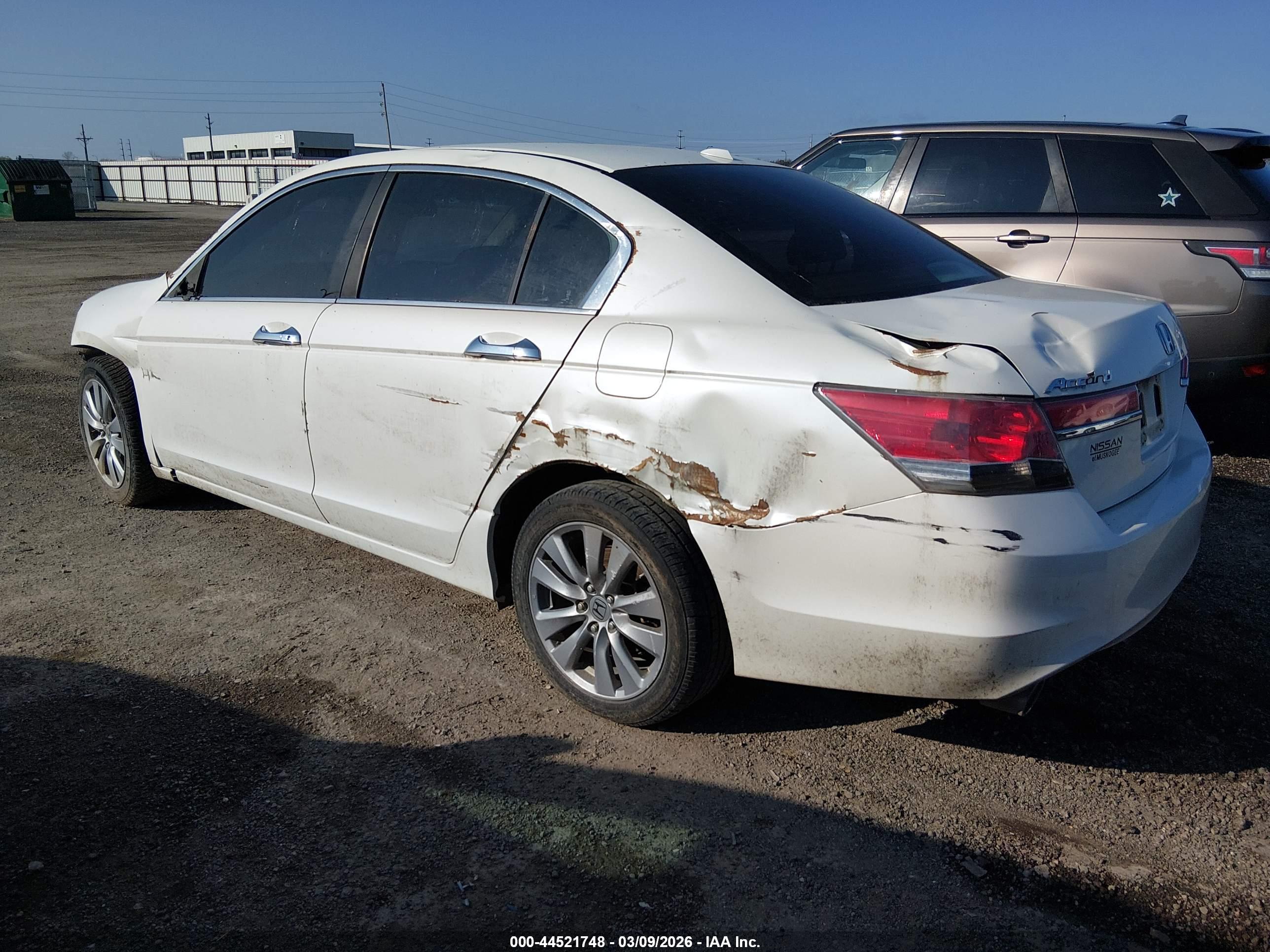HONDA ACCORD image 3