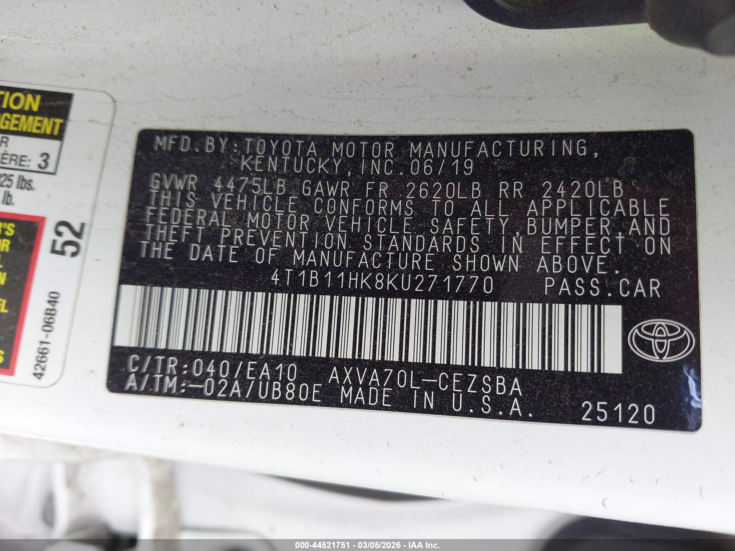 TOYOTA CAMRY image 9