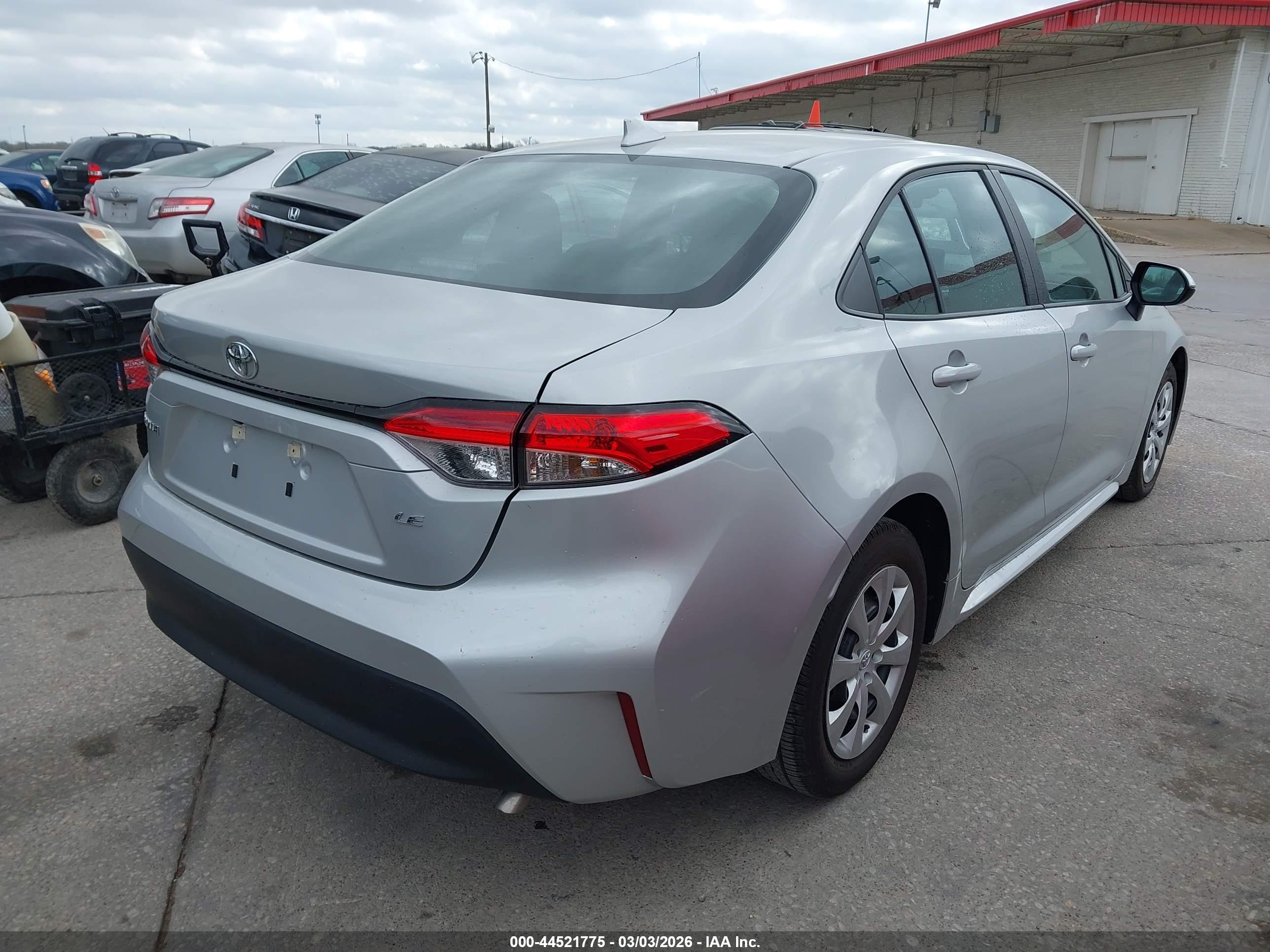 TOYOTA COROLLA image 4