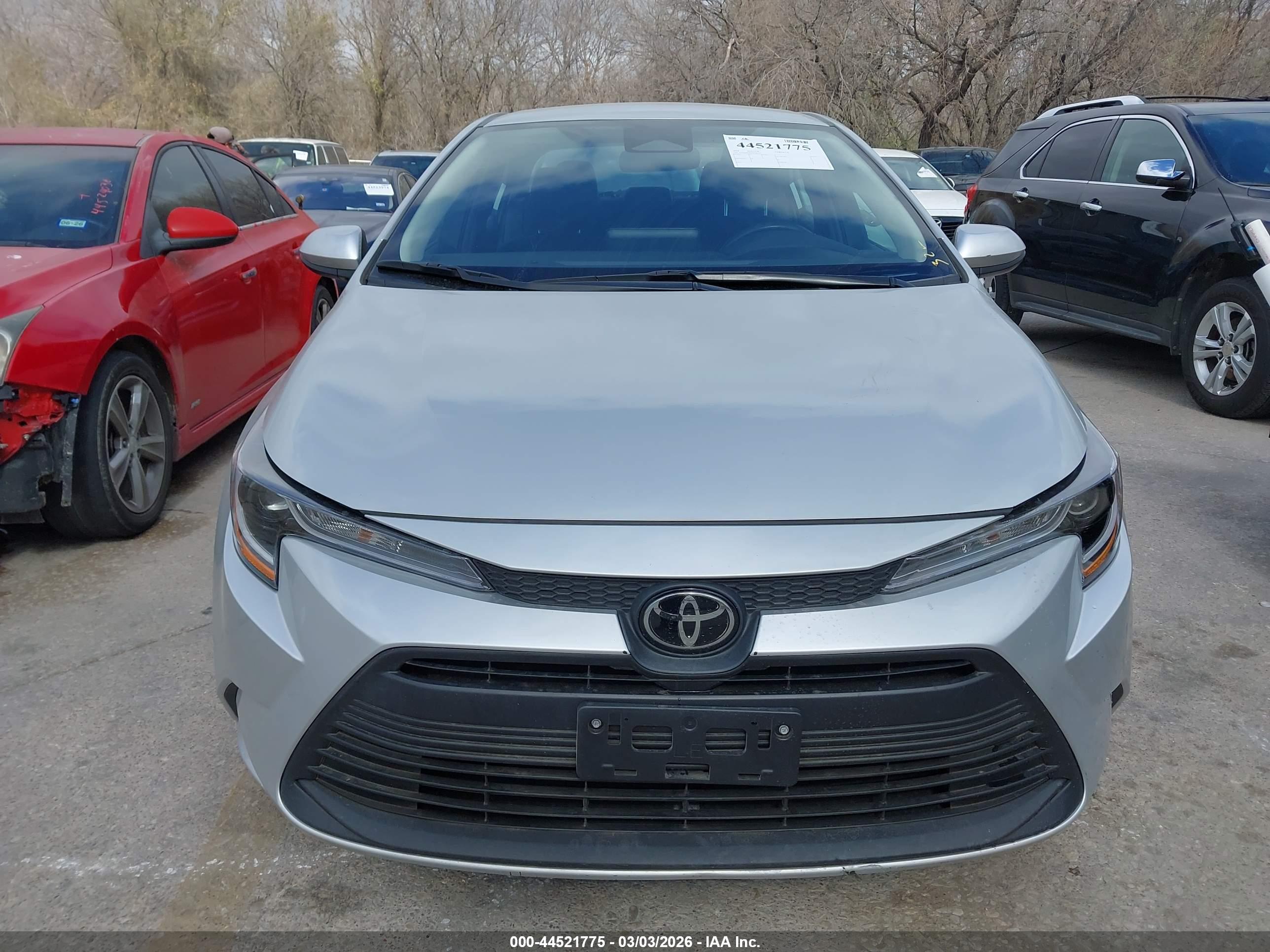 TOYOTA COROLLA image 6