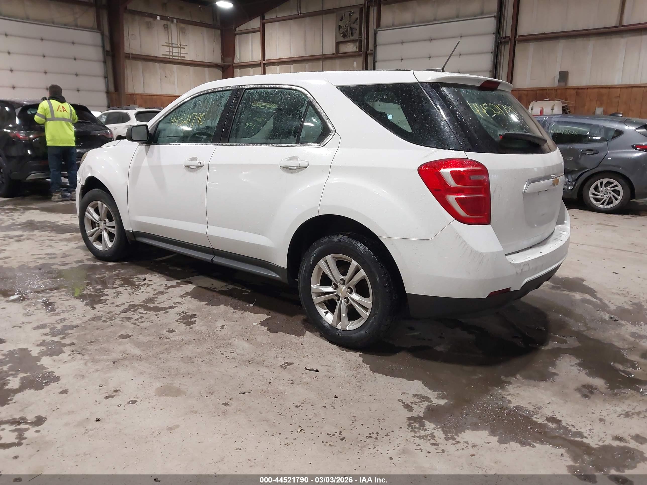 CHEVROLET EQUINOX image 3