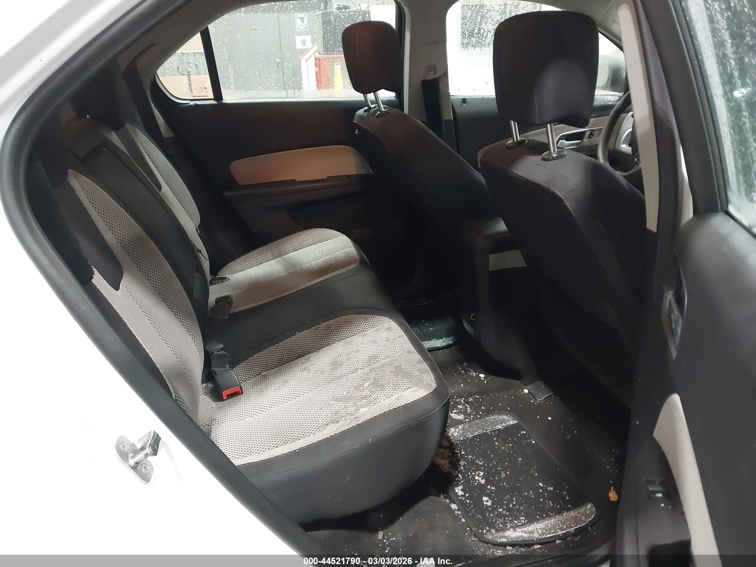 CHEVROLET EQUINOX image 8