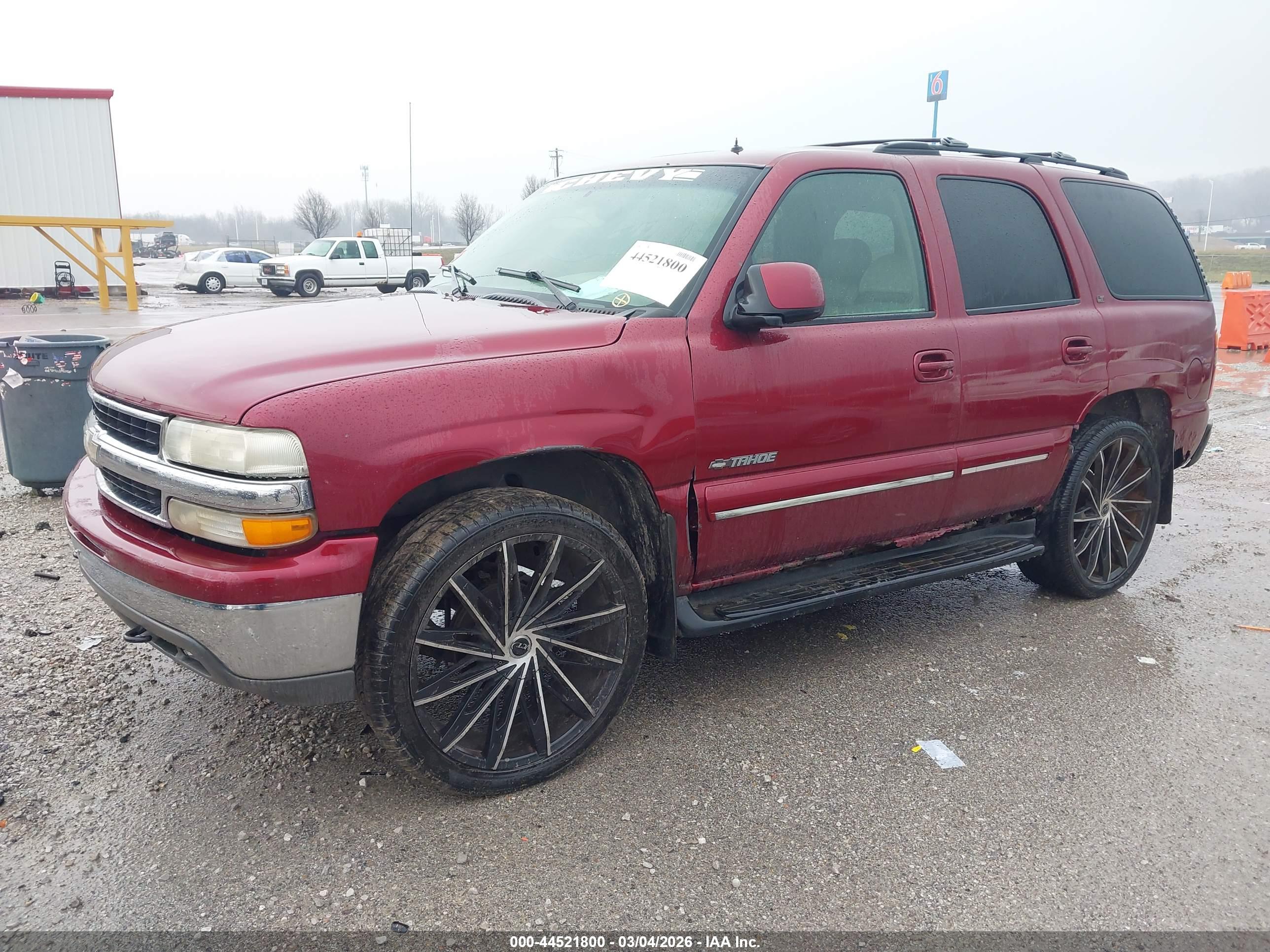 CHEVROLET TAHOE image 2