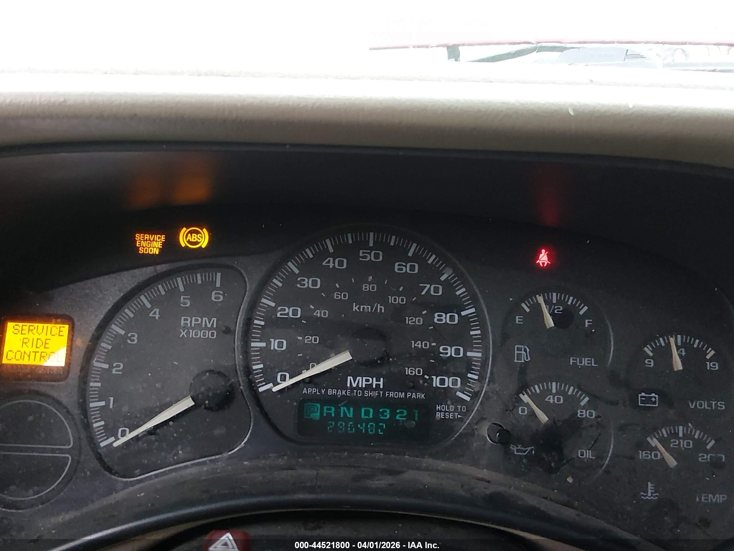 CHEVROLET TAHOE image 7