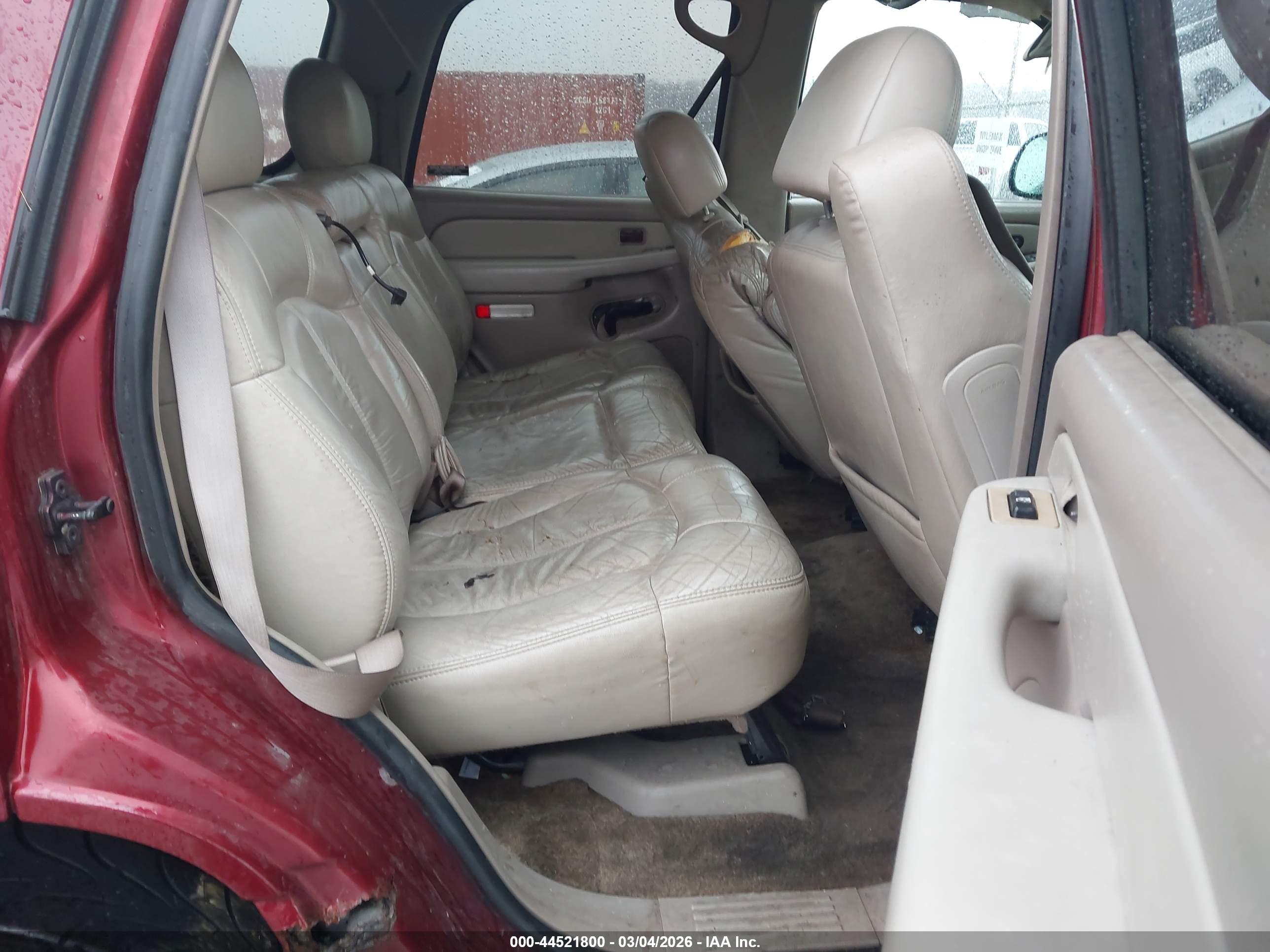 CHEVROLET TAHOE image 8