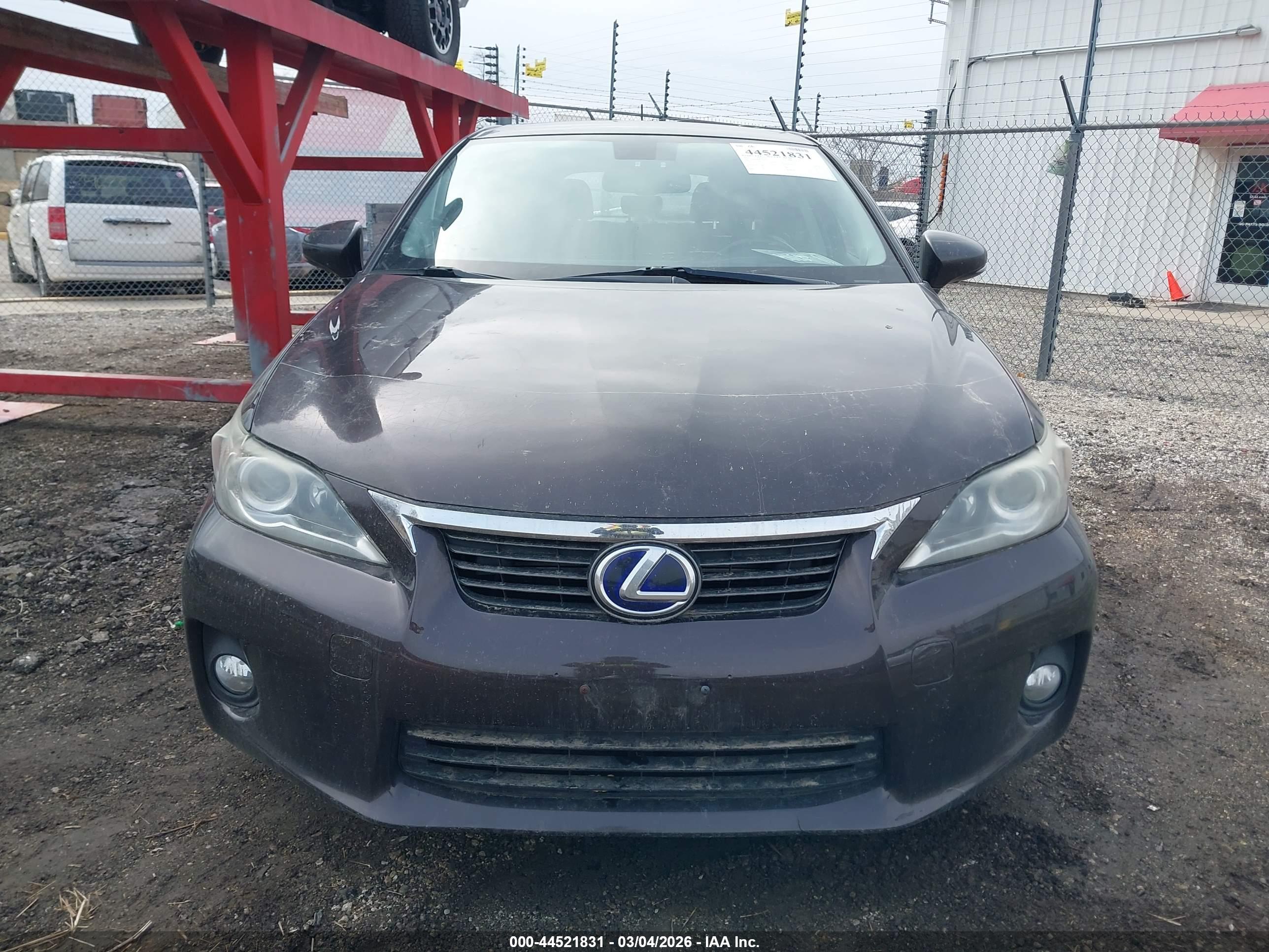 LEXUS CT image 6