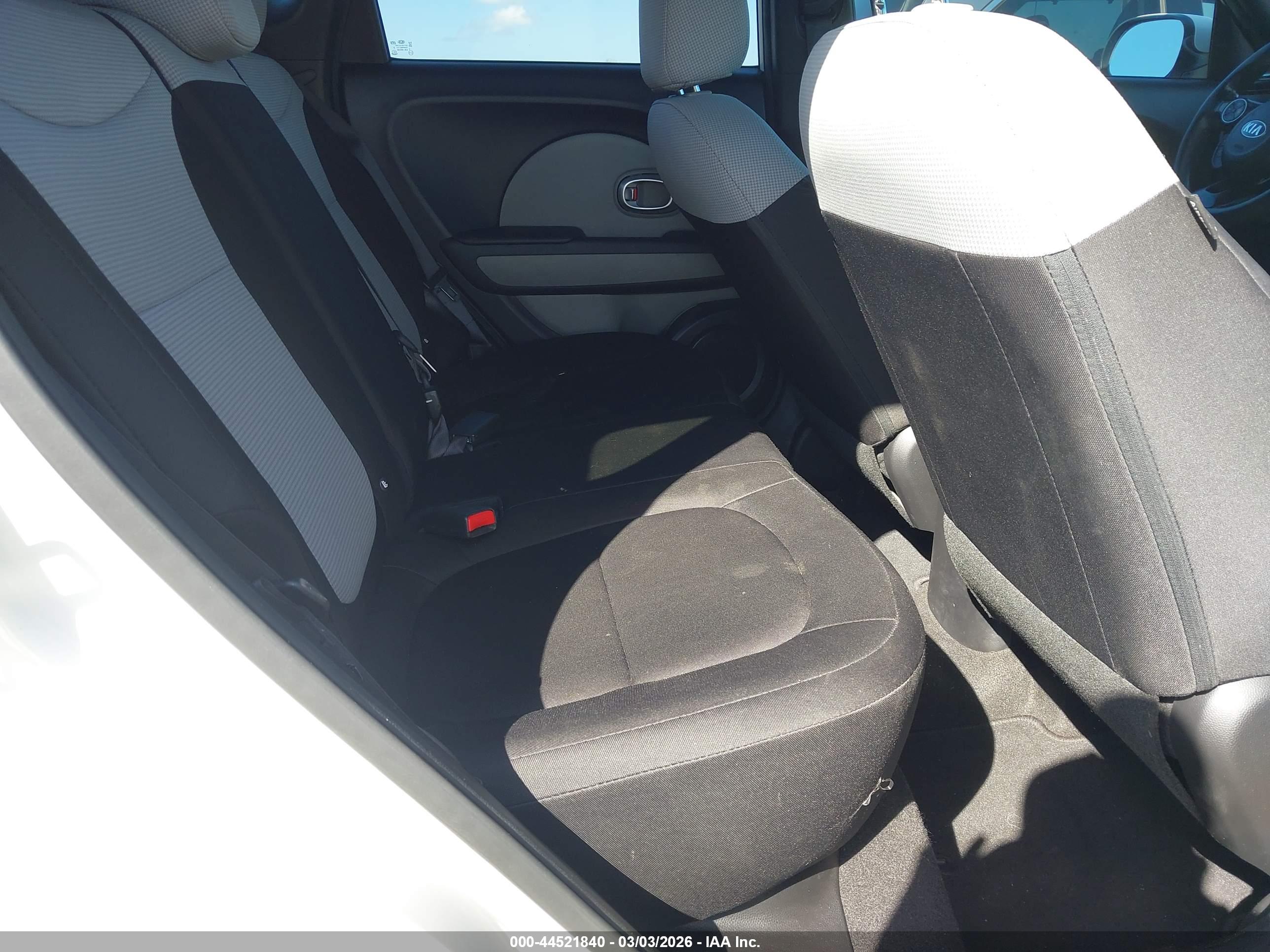 KIA SOUL image 8