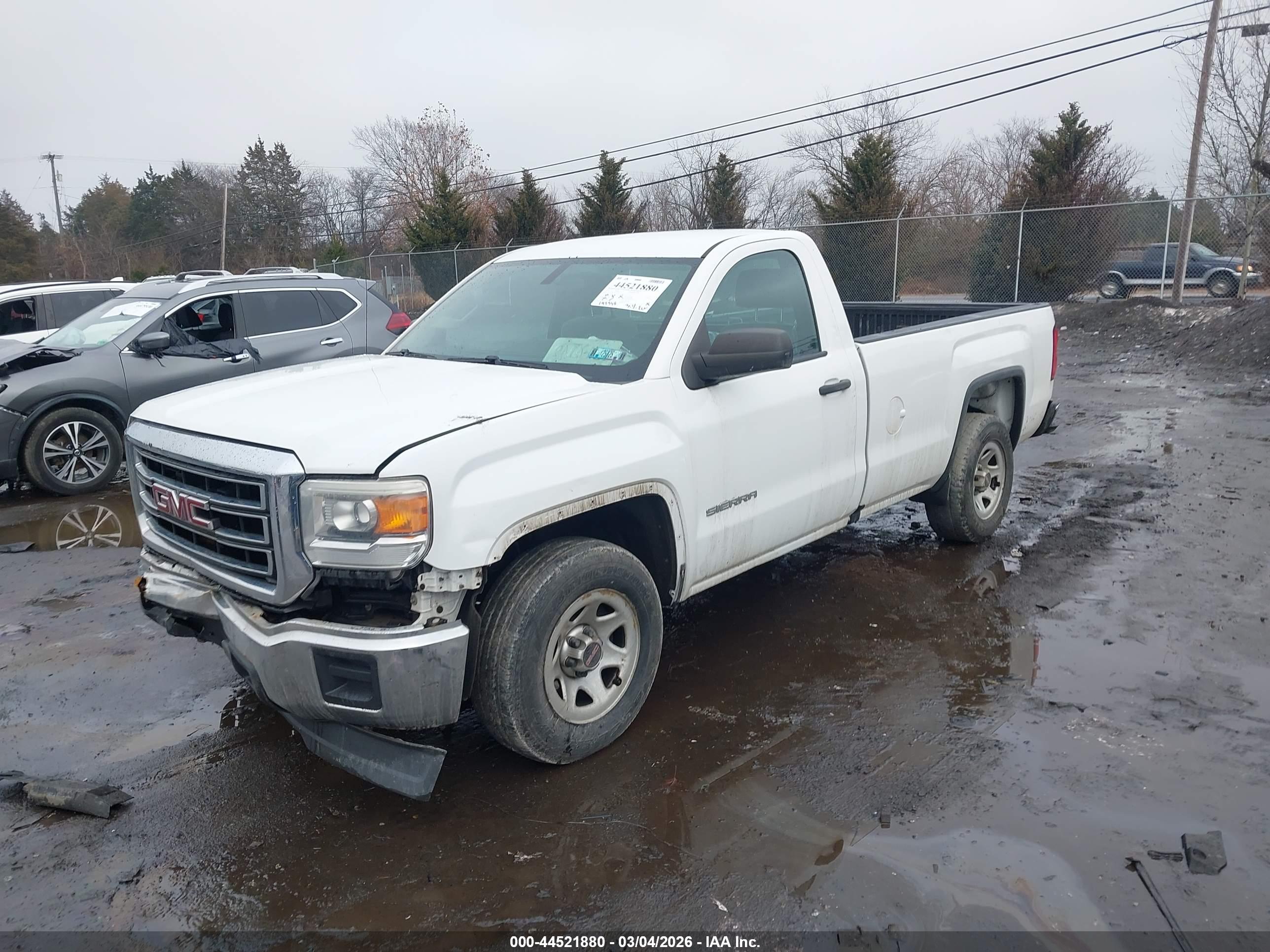 GMC SIERRA image 2