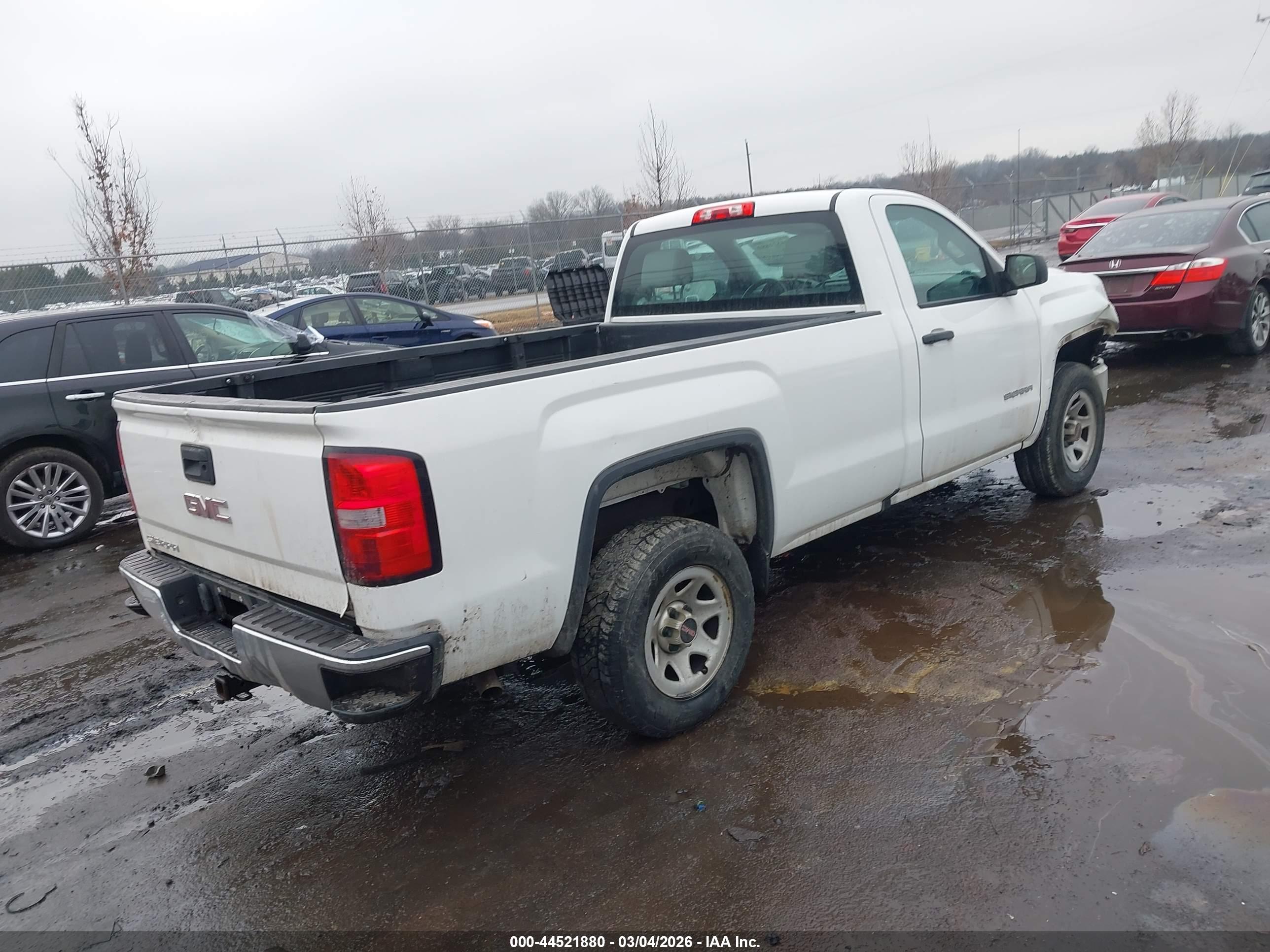 GMC SIERRA image 4