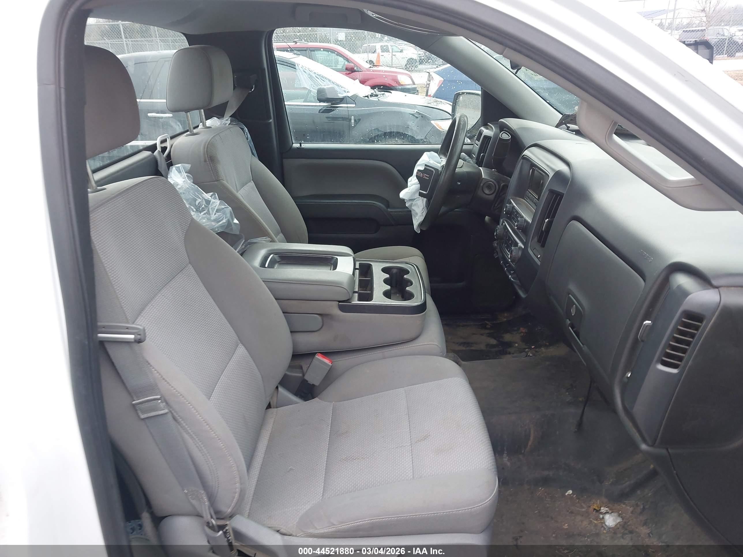 GMC SIERRA image 5