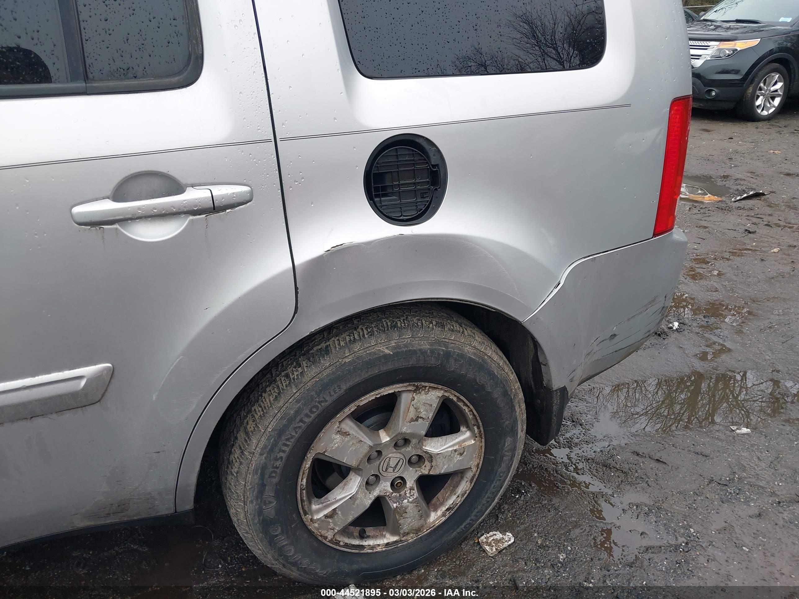 HONDA PILOT image 6