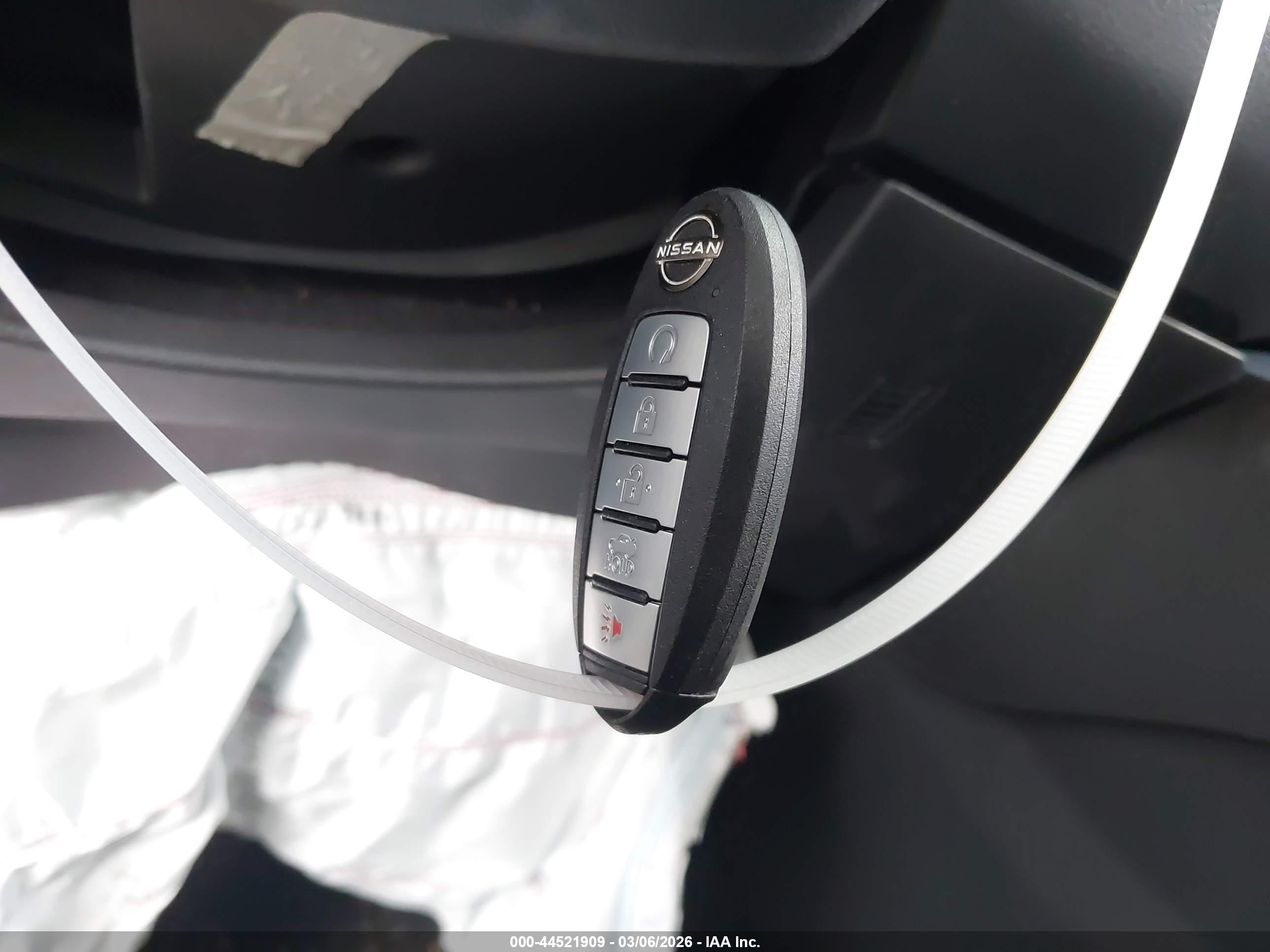 NISSAN ALTIMA image 11