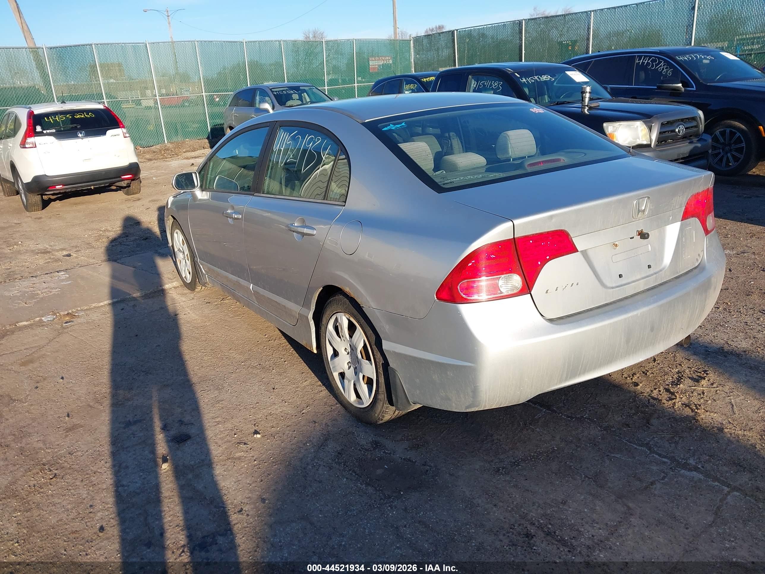 HONDA CIVIC image 3