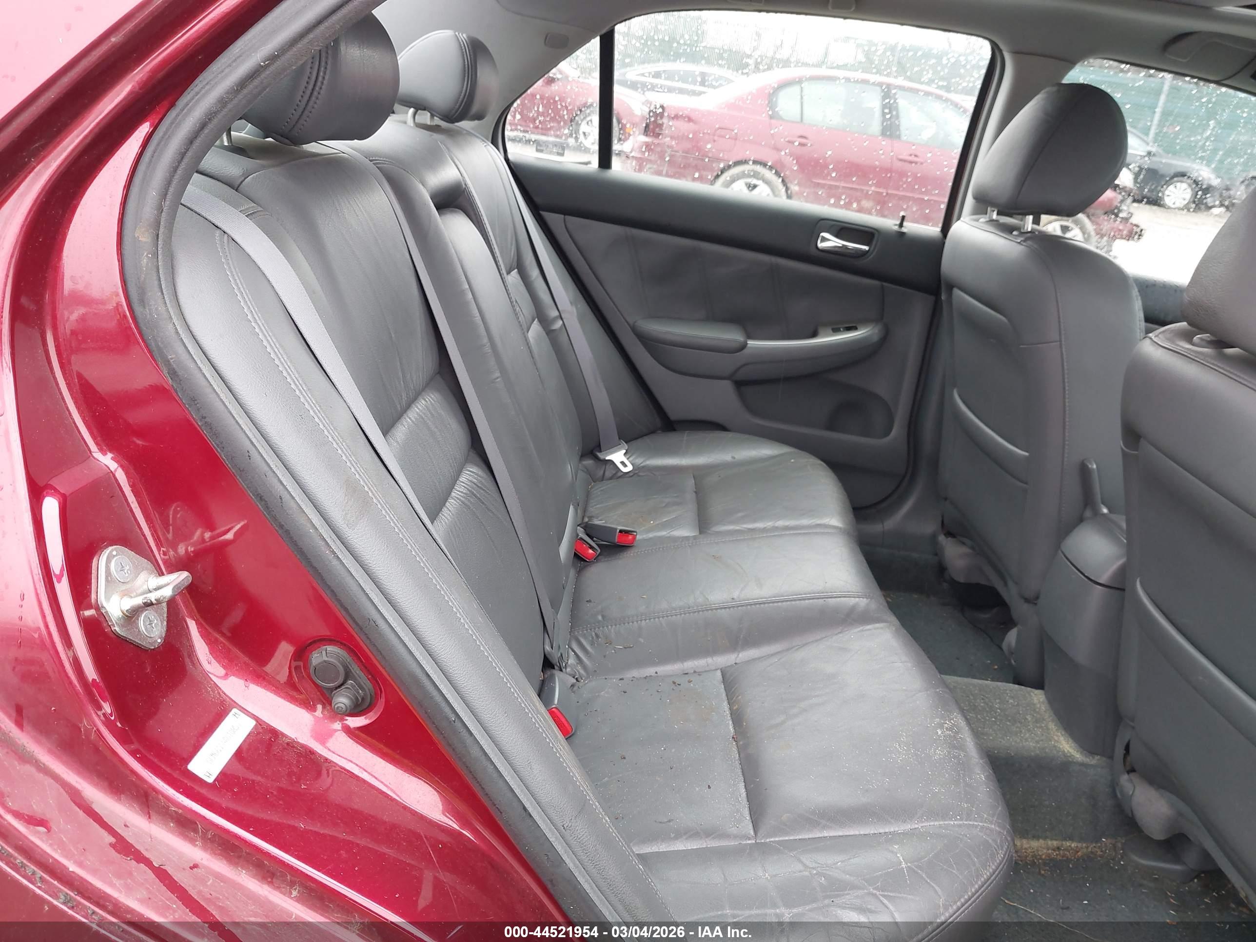 HONDA ACCORD image 8