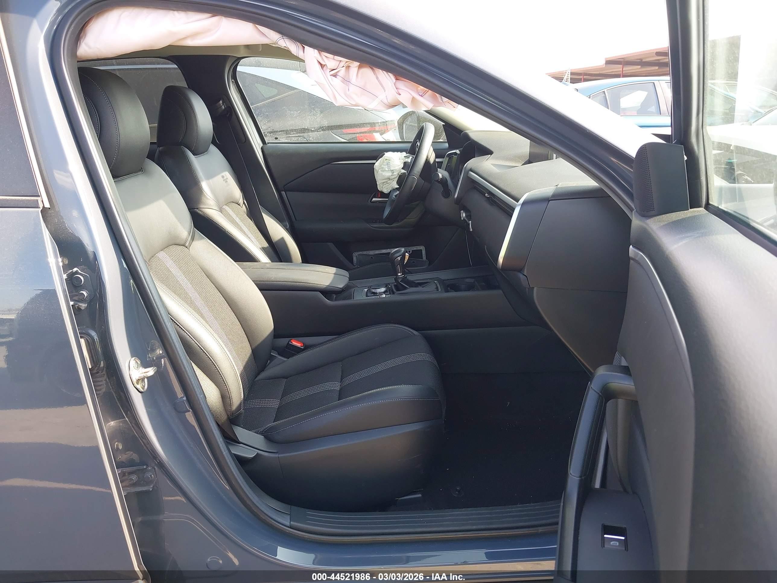 MAZDA CX-50 image 5
