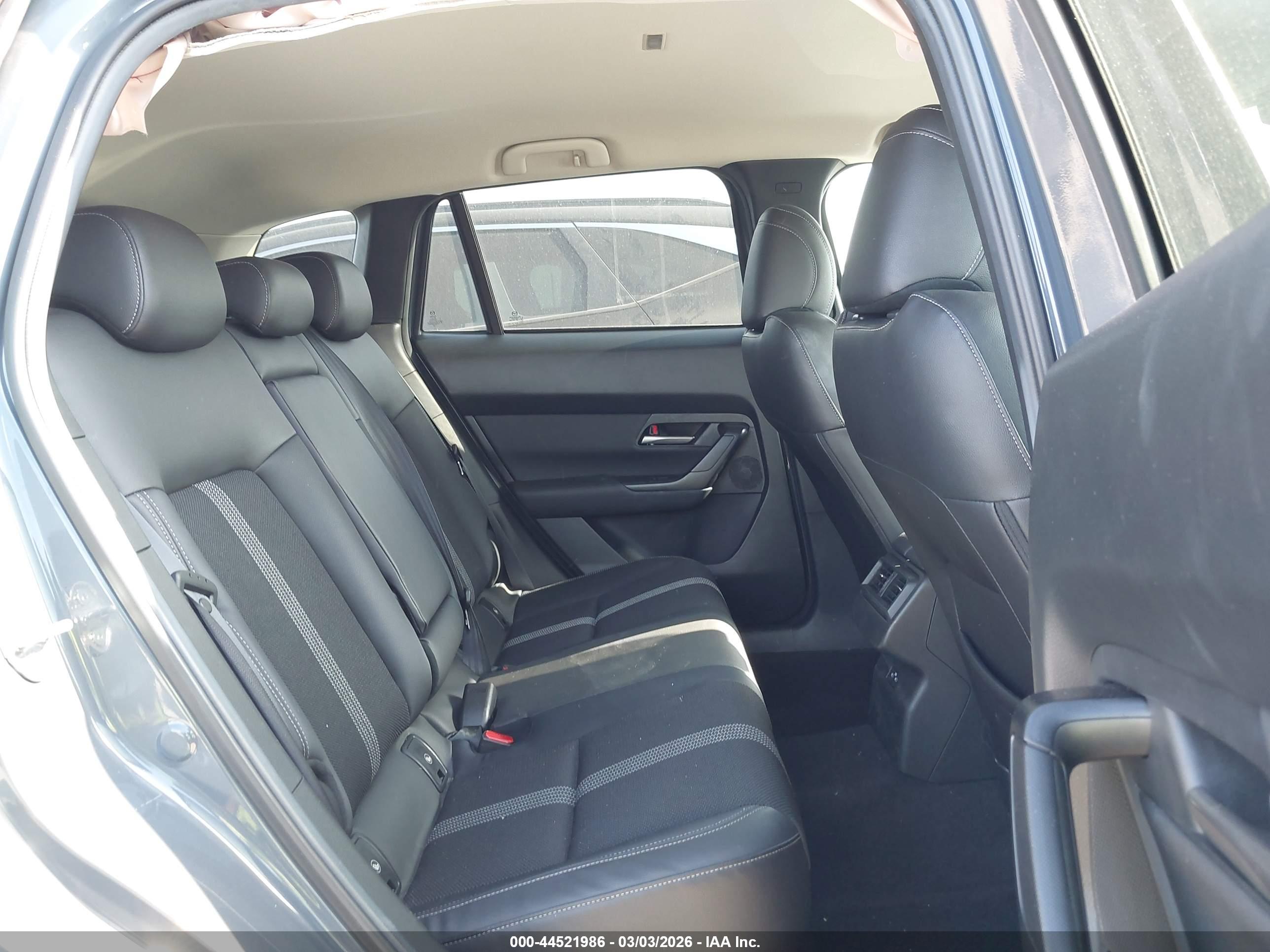MAZDA CX-50 image 8