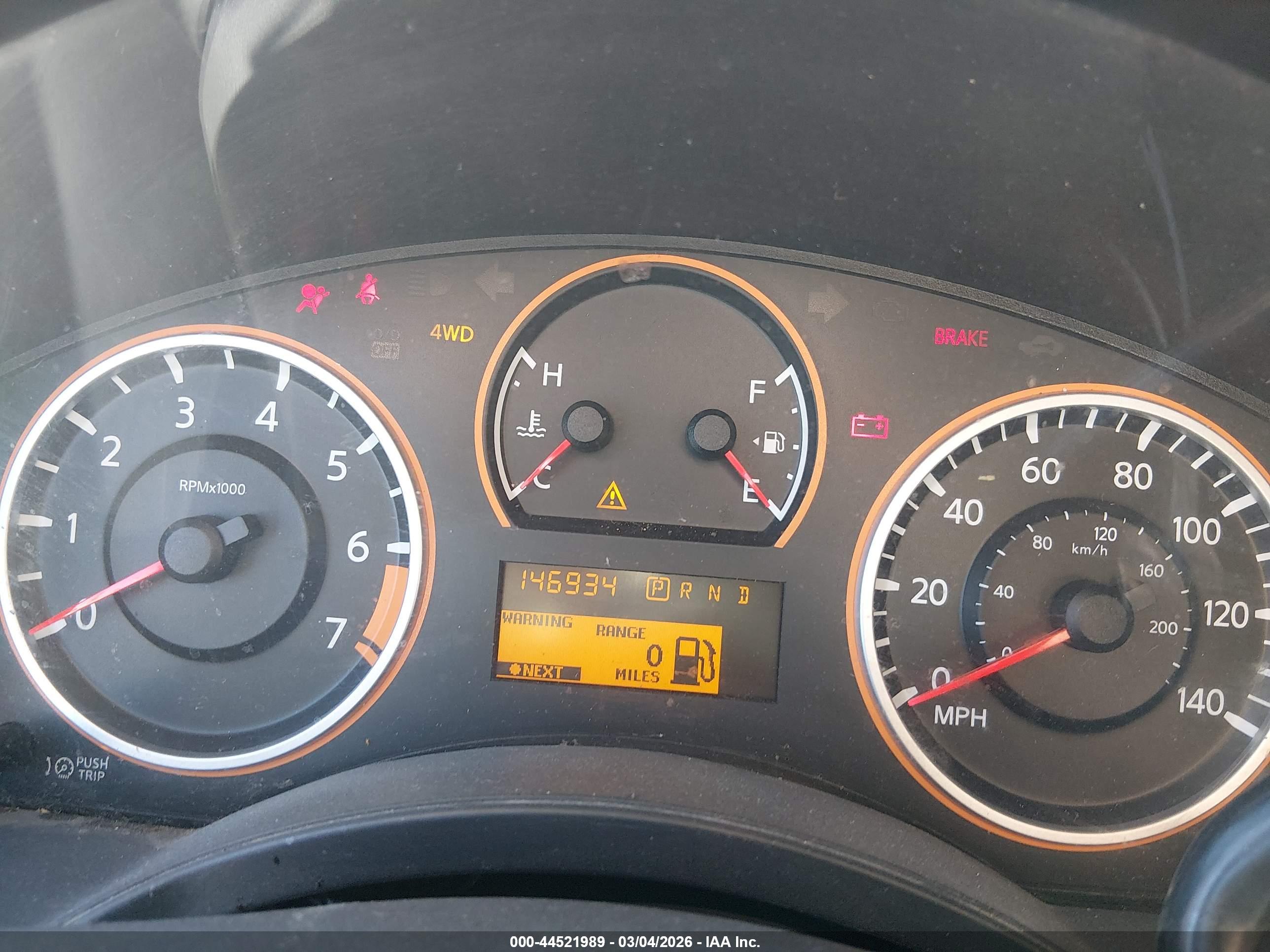 NISSAN TITAN image 7