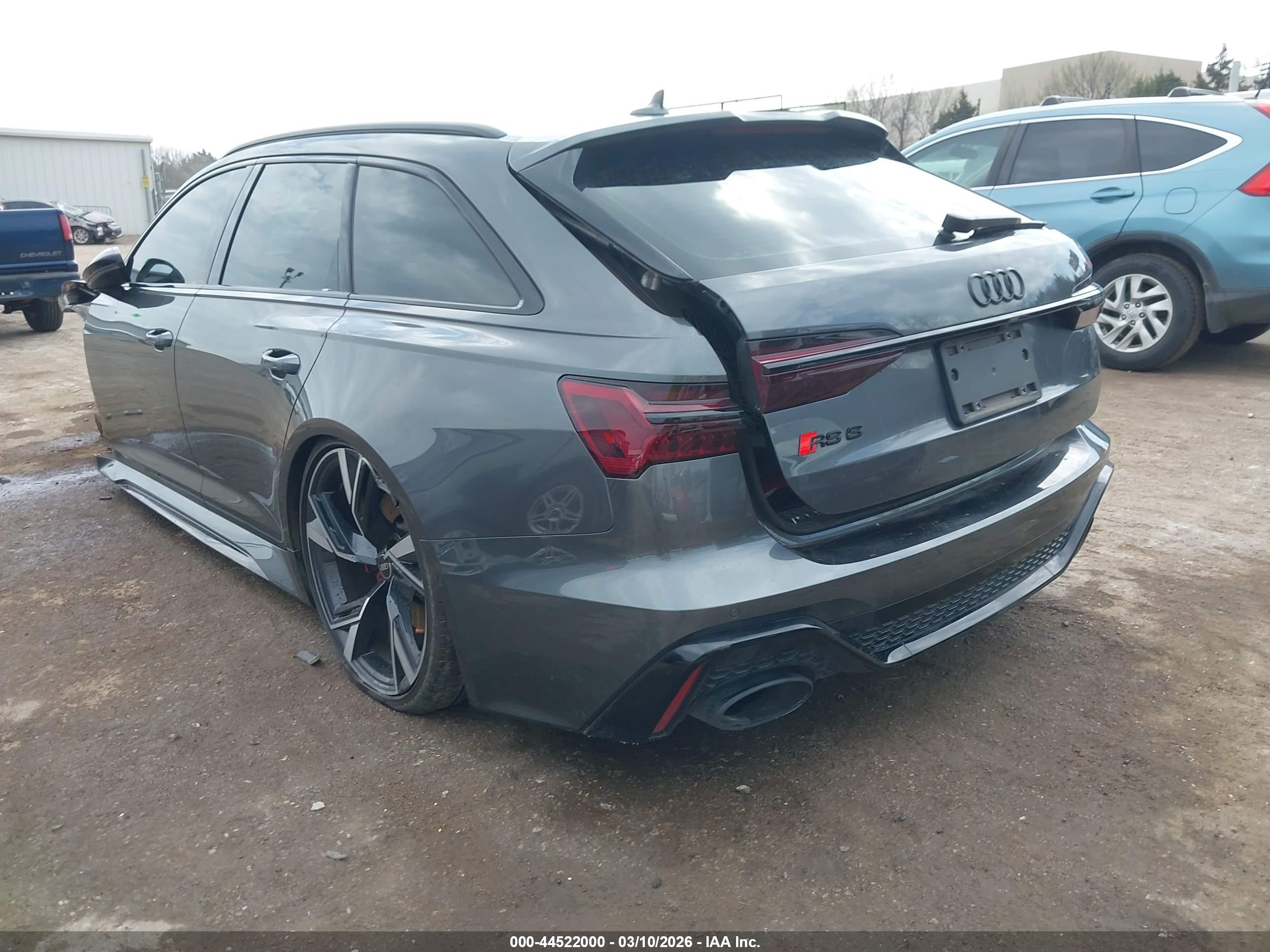 AUDI RS image 3