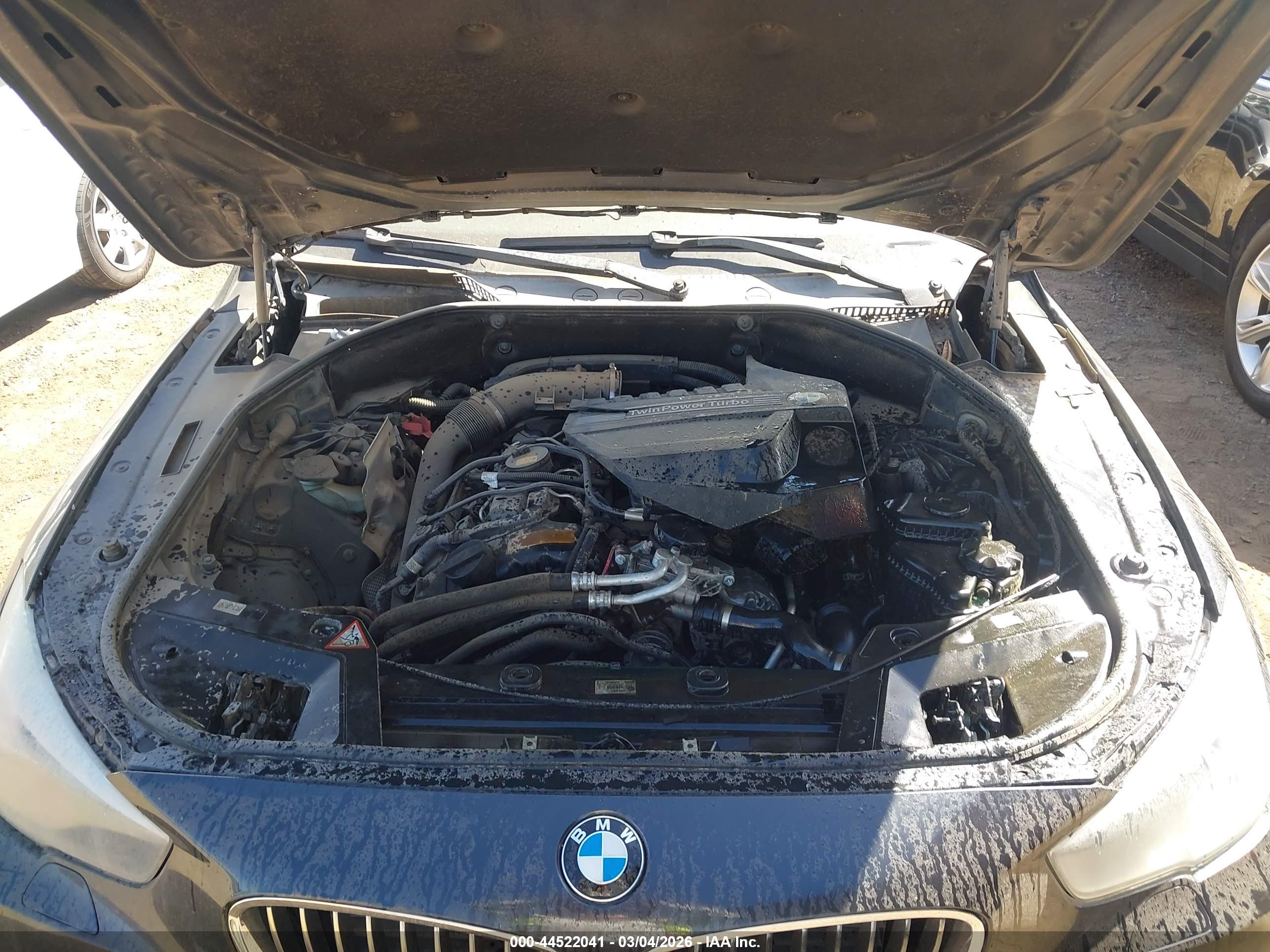 BMW 535I image 10
