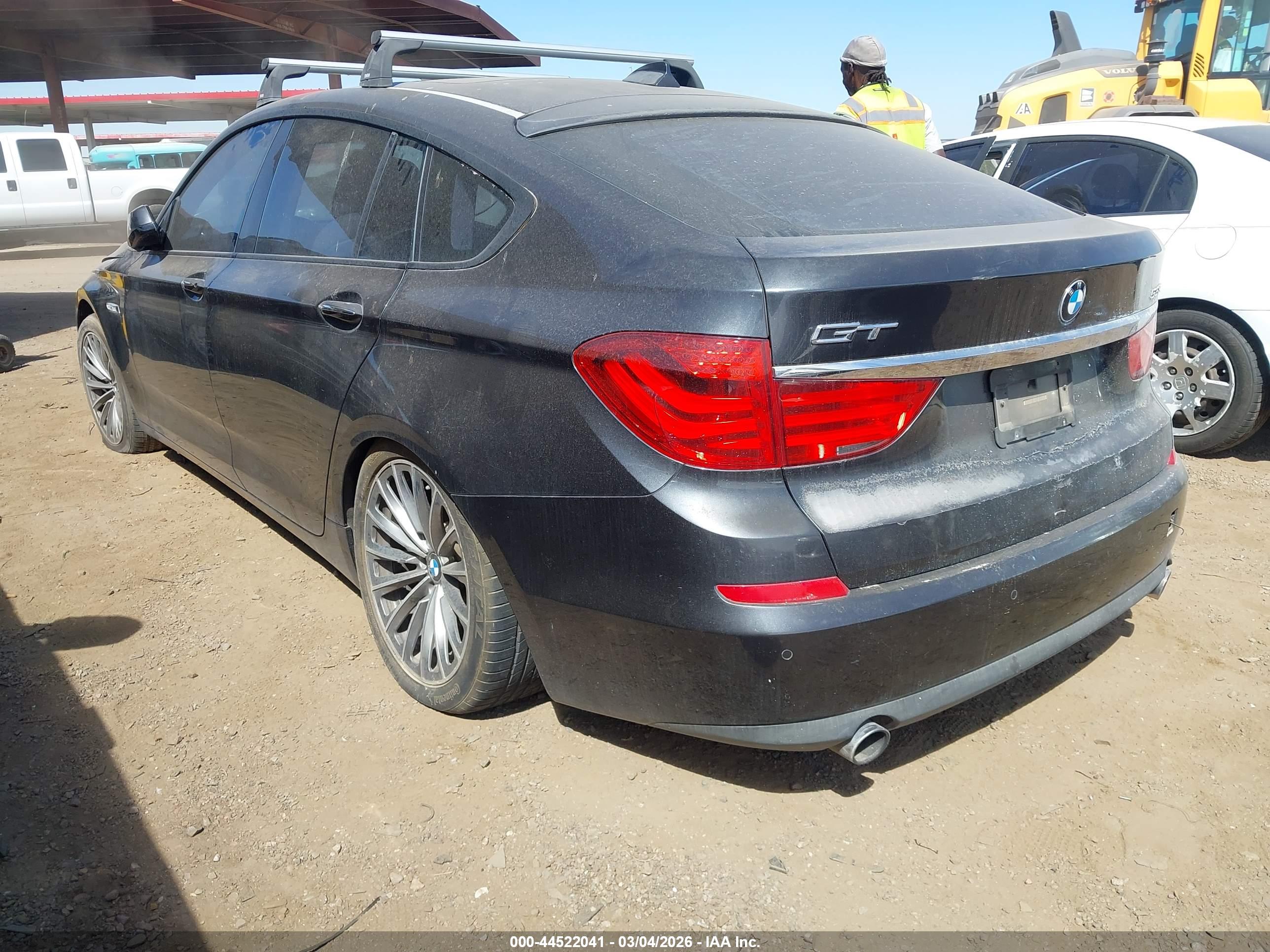BMW 535I image 3