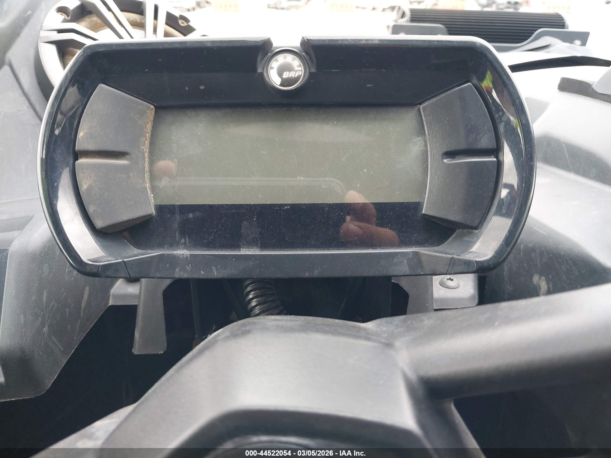CAN-AM MAVERICK image 7