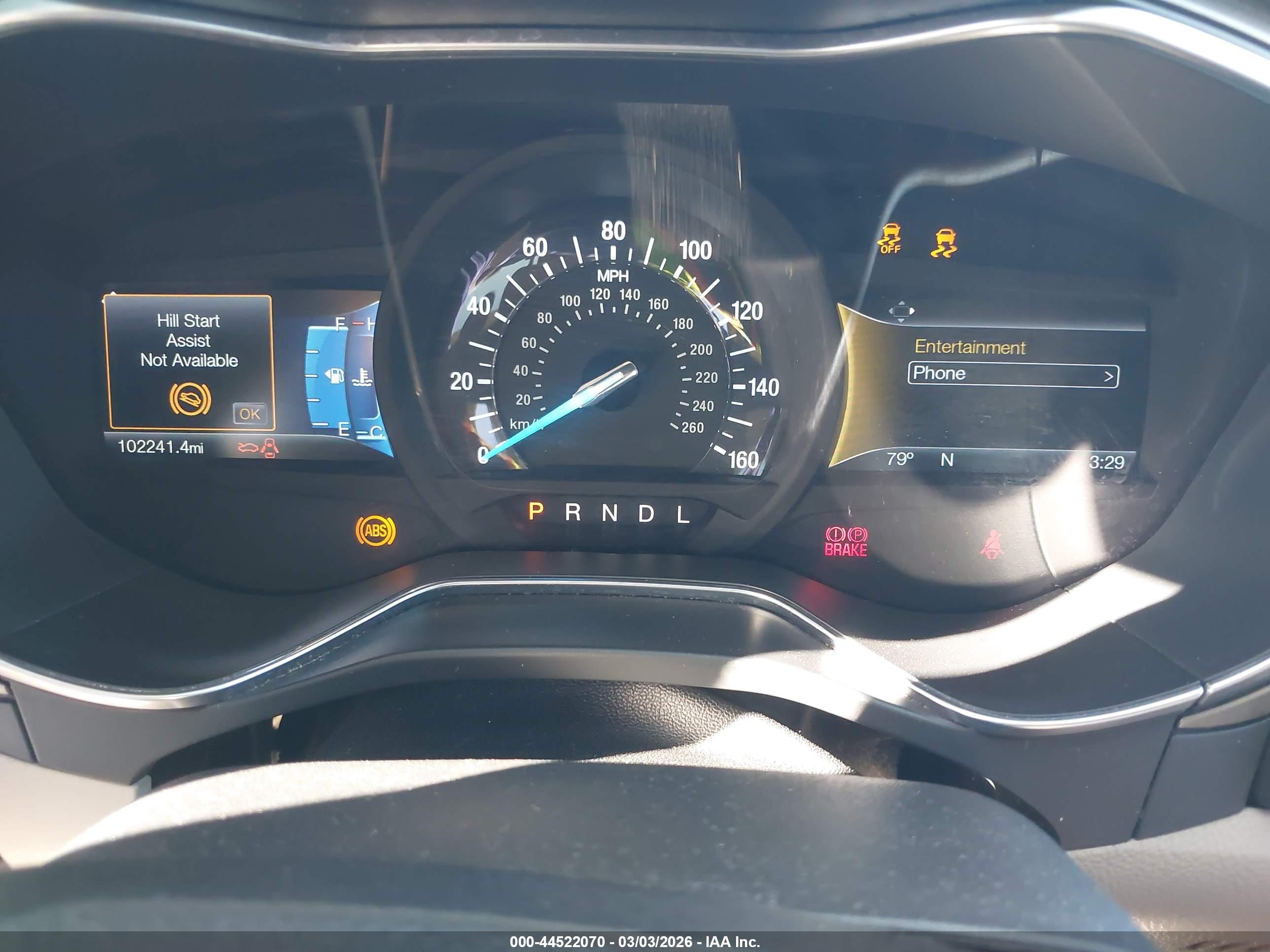 FORD FUSION image 7