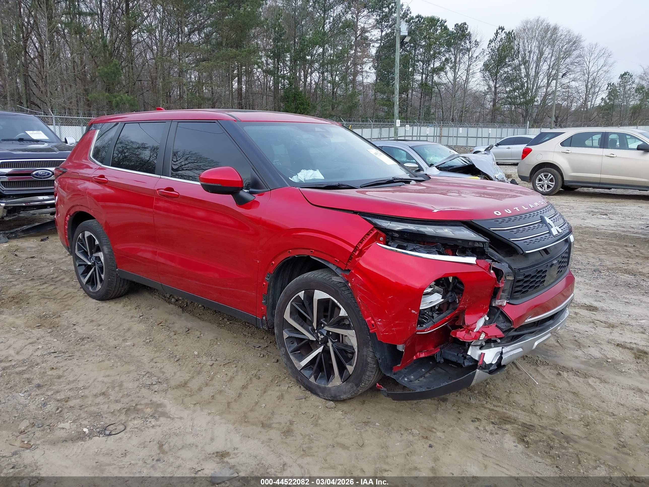 MITSUBISHI OUTLANDER image 6