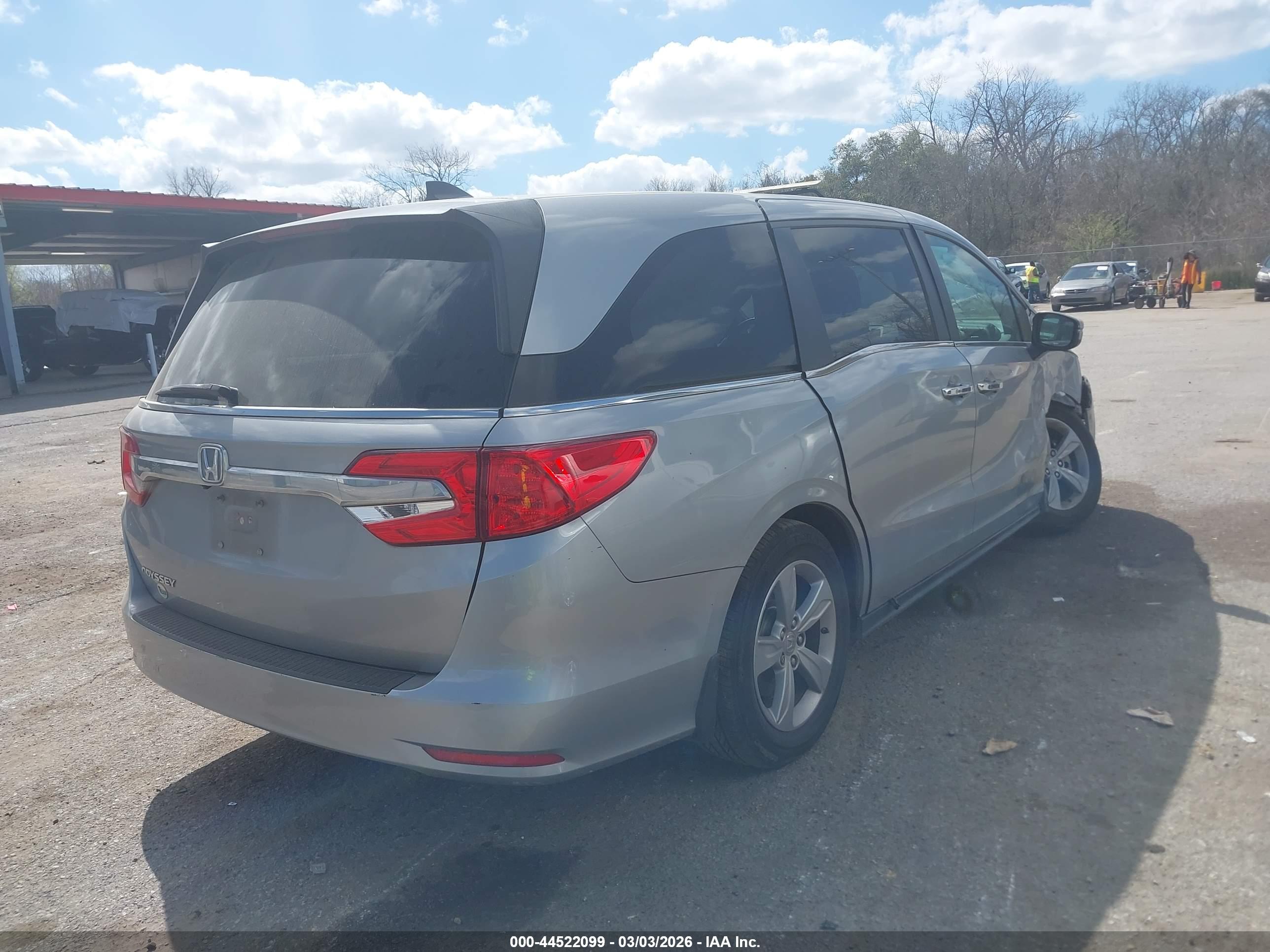 HONDA ODYSSEY image 4